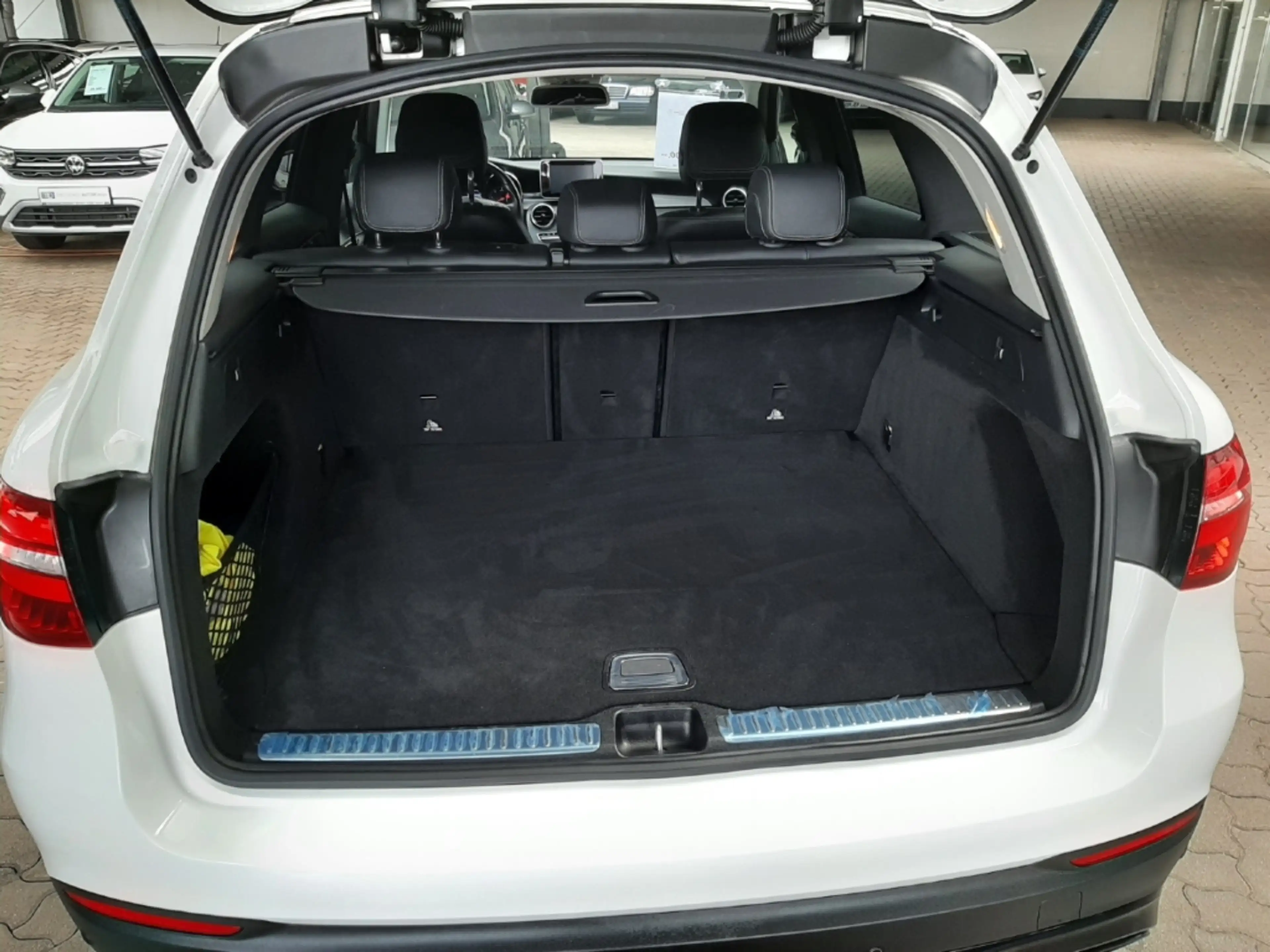 Mercedes-Benz GLC 350 d 4MATIC Night Distronic AHK 20 Zoll — photo 7