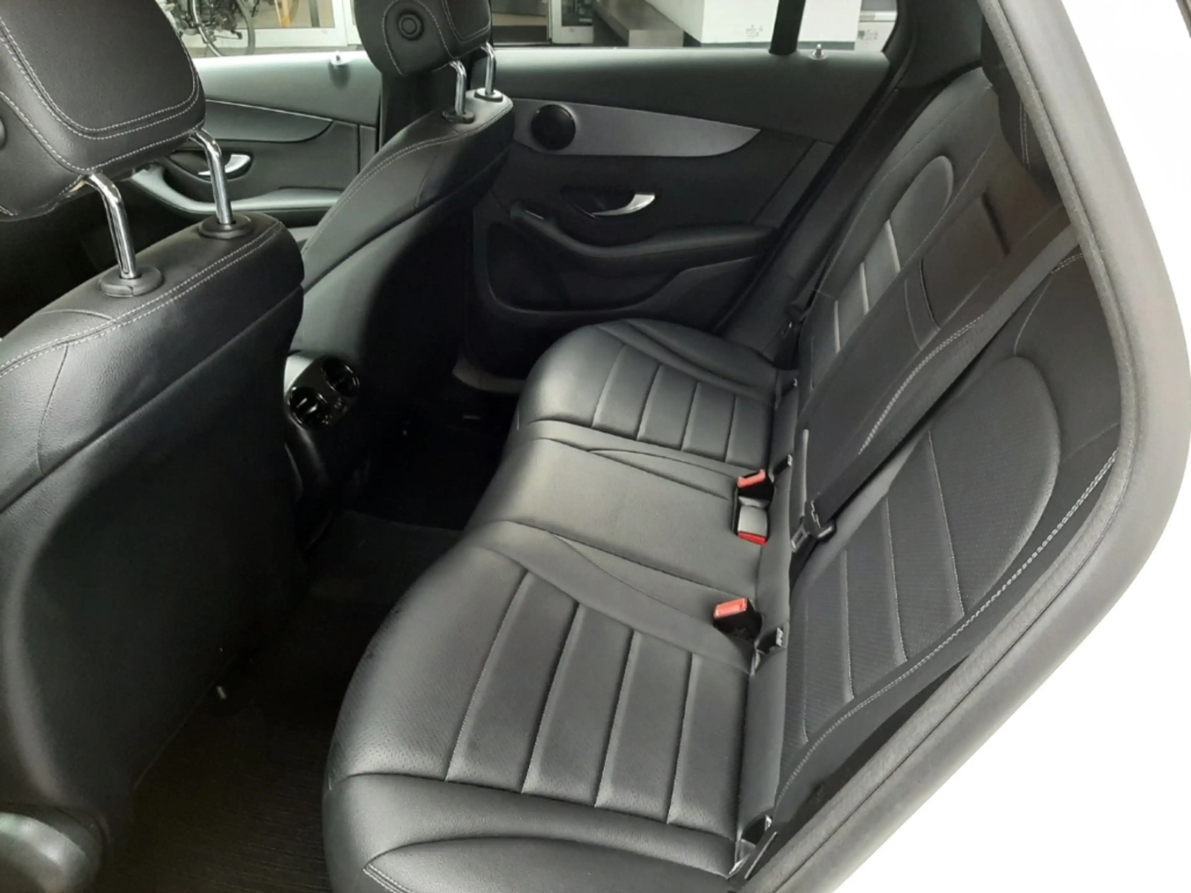 Mercedes-Benz GLC 350 d 4MATIC Night Distronic AHK 20 Zoll — photo 6