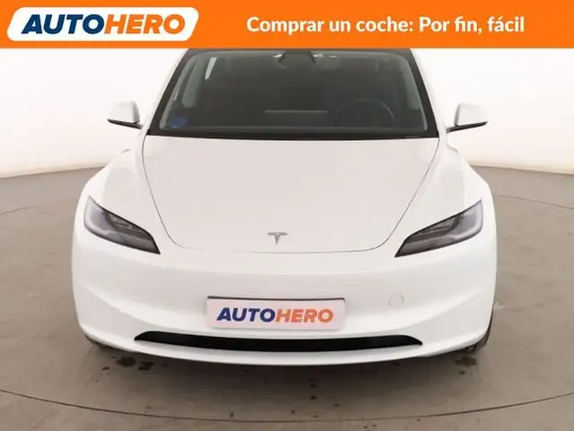 Tesla Model 3 view 9