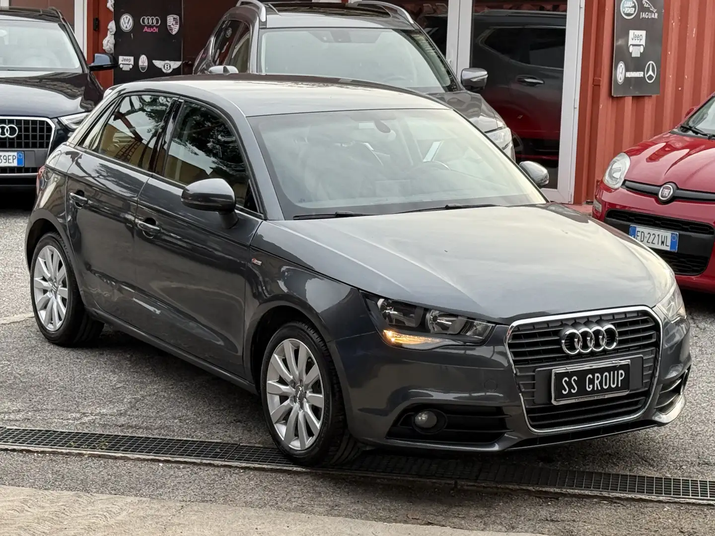 Audi A1 S.B. 1.4 tfsi S Line Edition-122cv-automatica-rate - 1