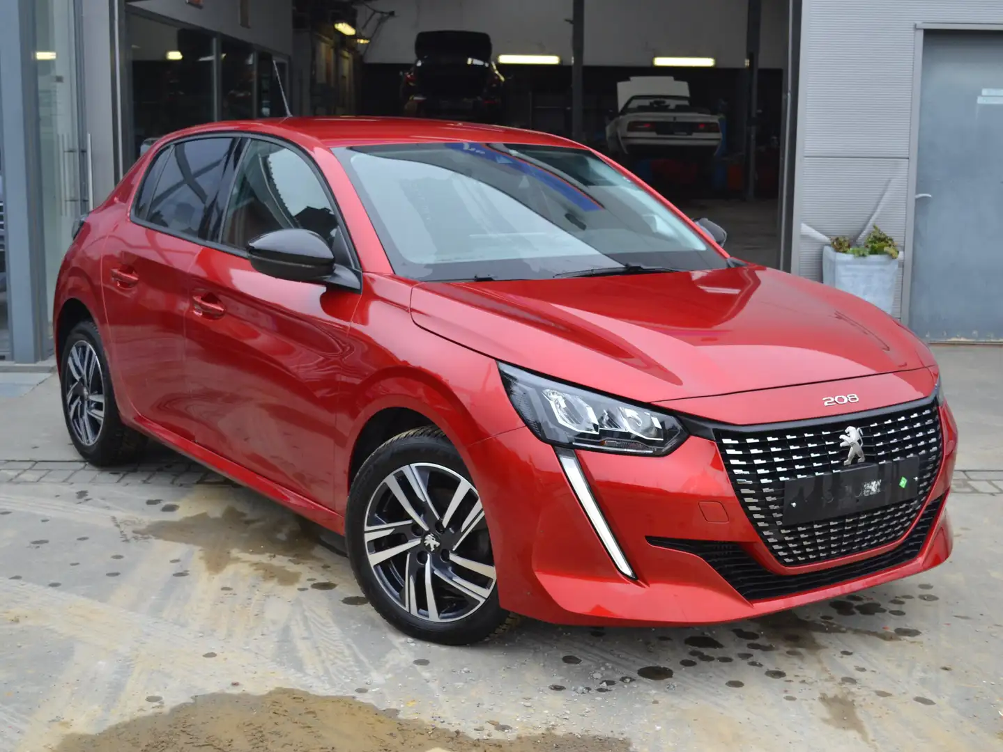 Peugeot 208 Allure/BTW Wagen/Automaat Rouge - 1