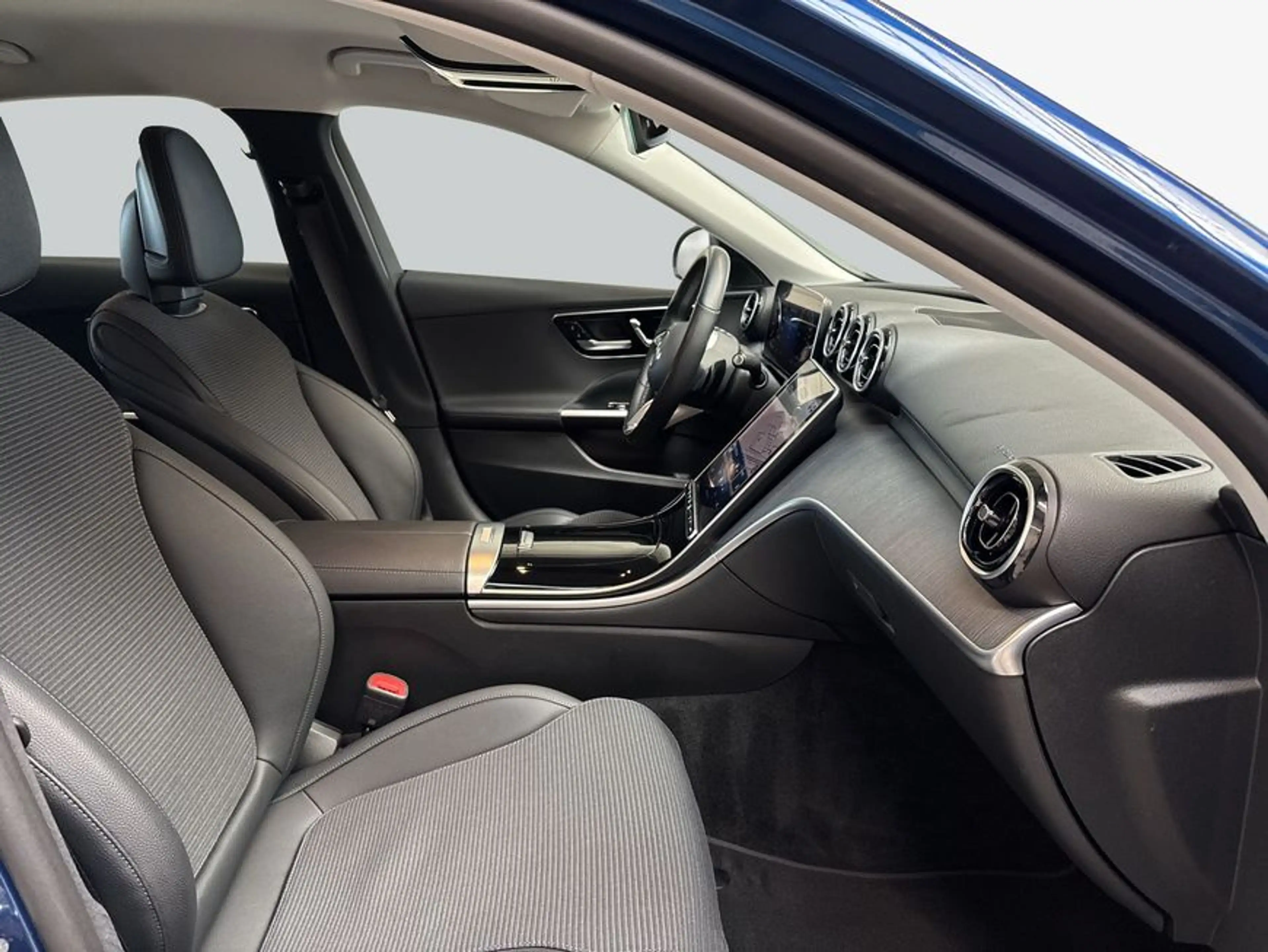 Mercedes-Benz C 300 C-Klasse — photo 12