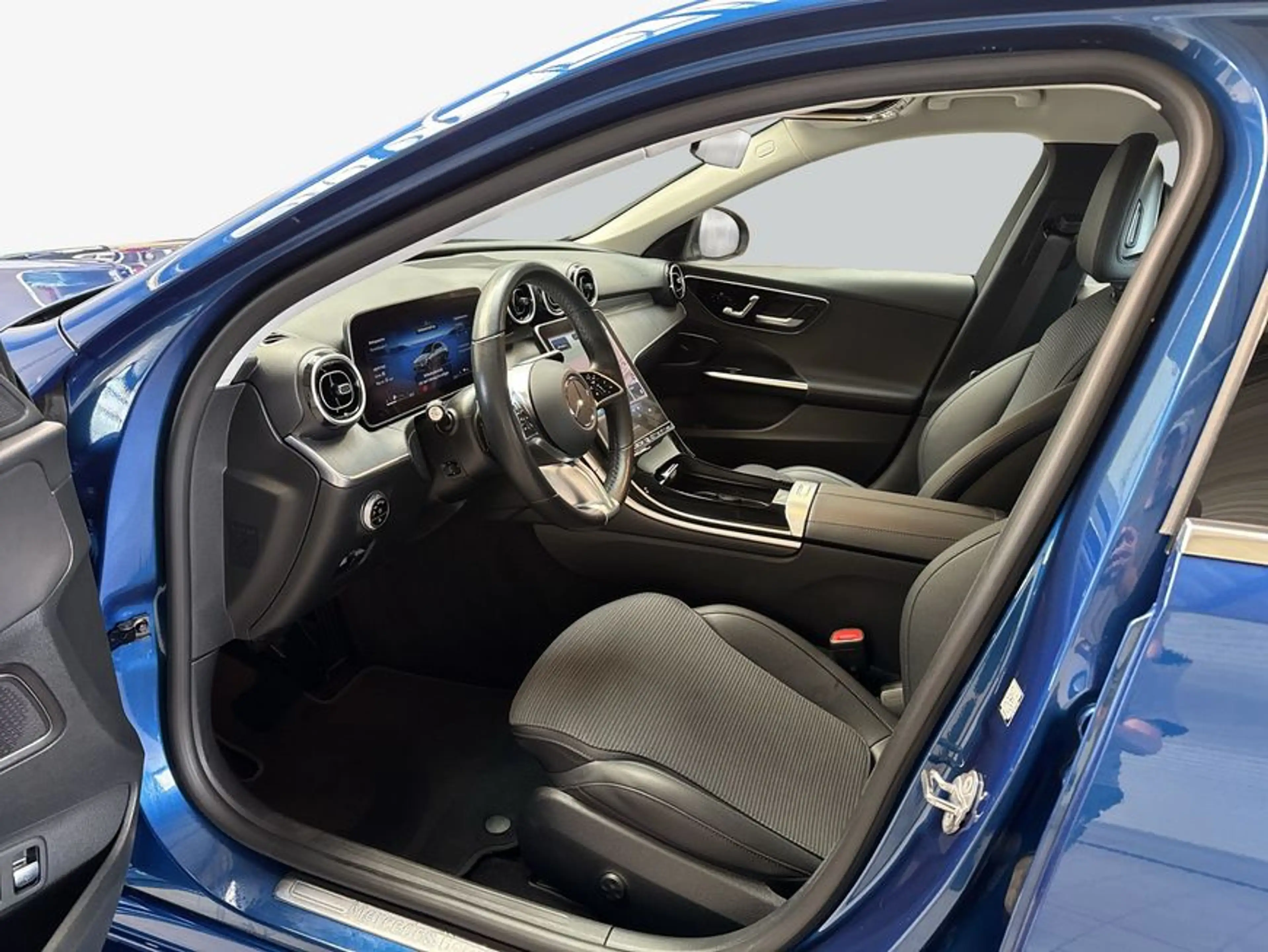 Mercedes-Benz C 300 C-Klasse — photo 9