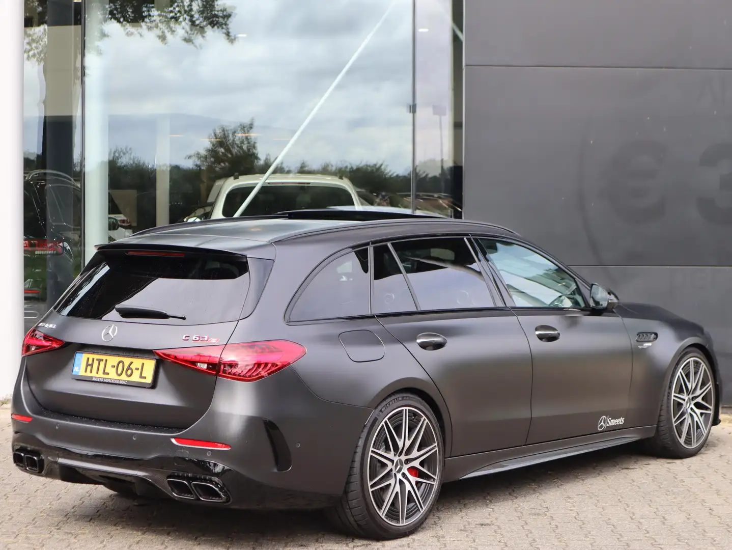 Mercedes-Benz C 63 AMG Estate S E Performance | Premium Plus | Magno | Ae Noir - 2