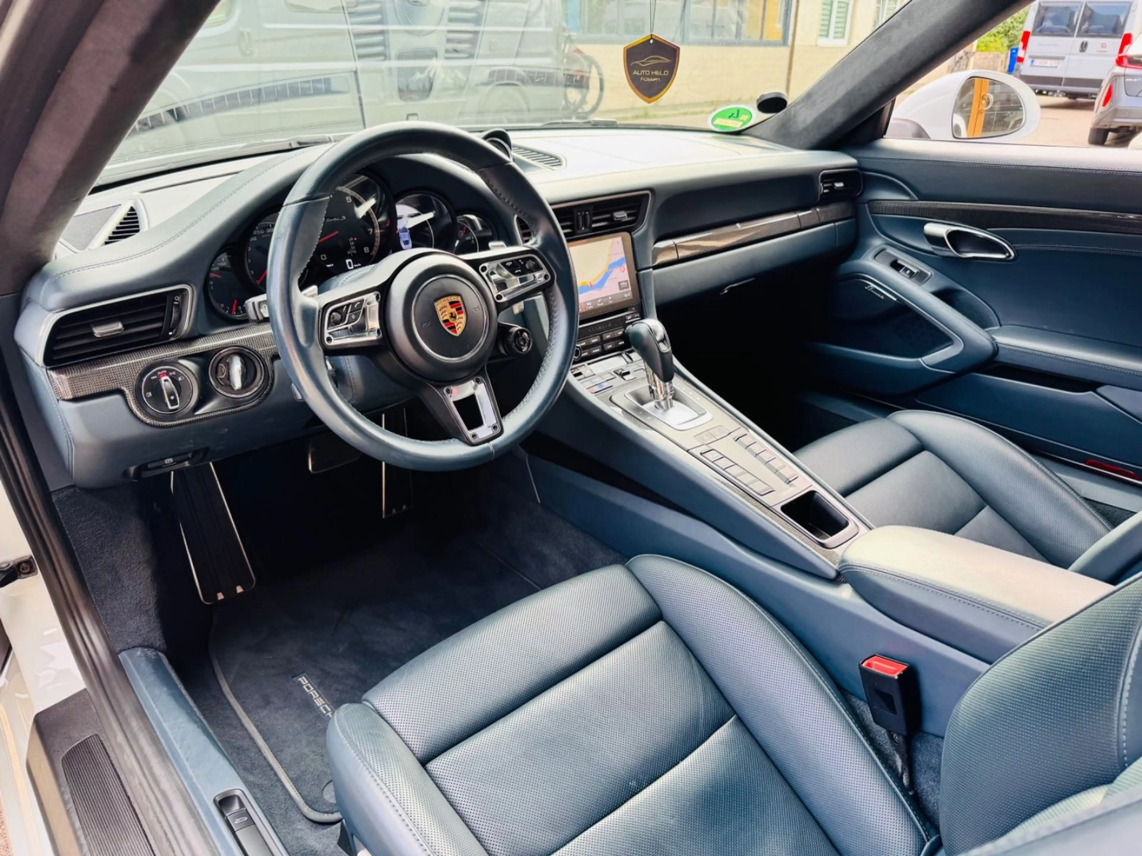 Porsche 991 911TurboS Coupe Lift Carbon Burmester Kamera ACC — photo 8