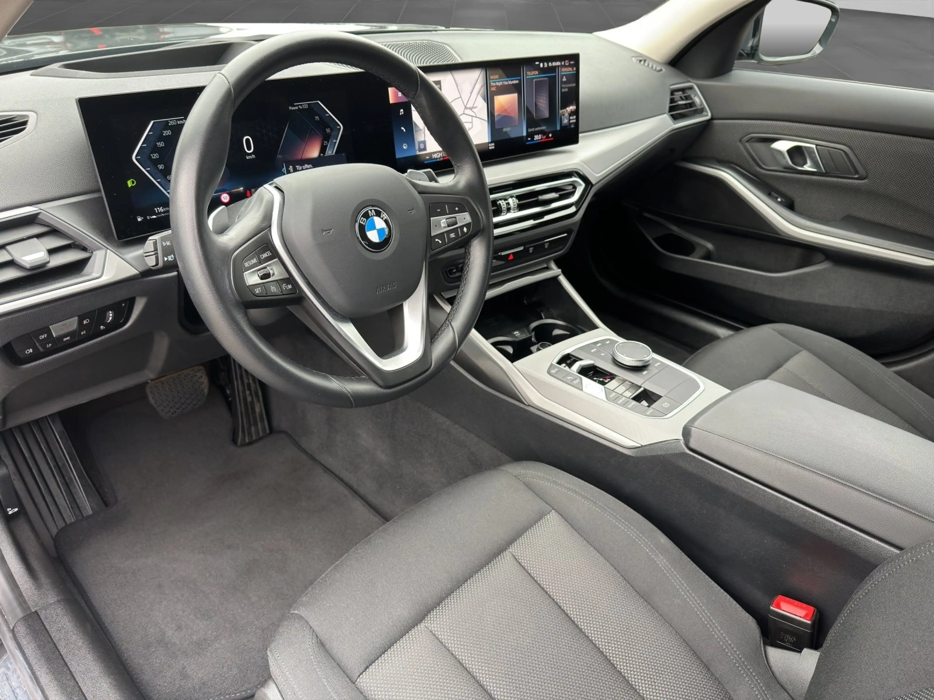 BMW 320 i Touring*NAVI*HUD *KAMERA*Elektr. Sitze*SHZ — photo 9