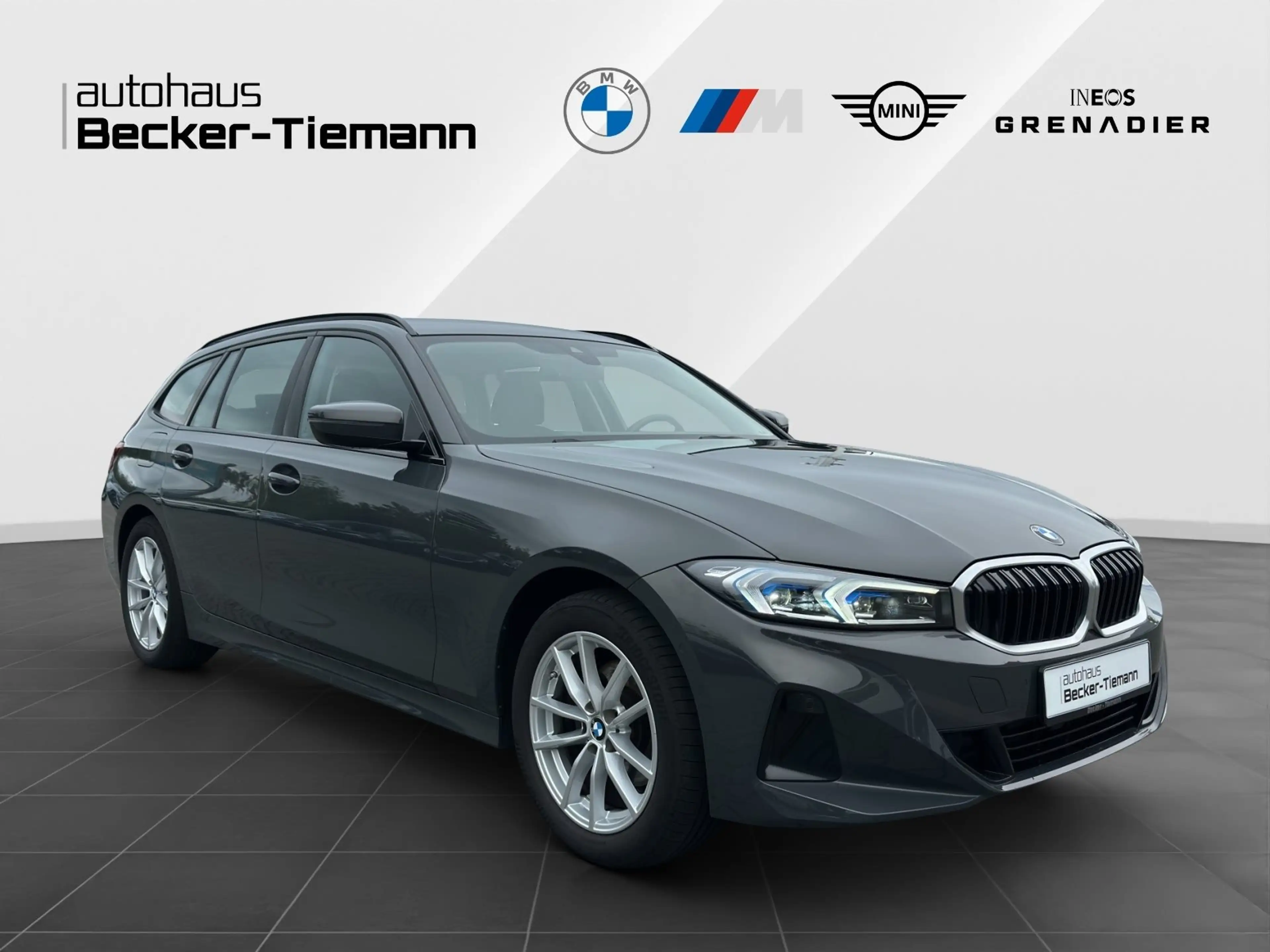 BMW 320 i Touring*NAVI*HUD *KAMERA*Elektr. Sitze*SHZ — photo 7