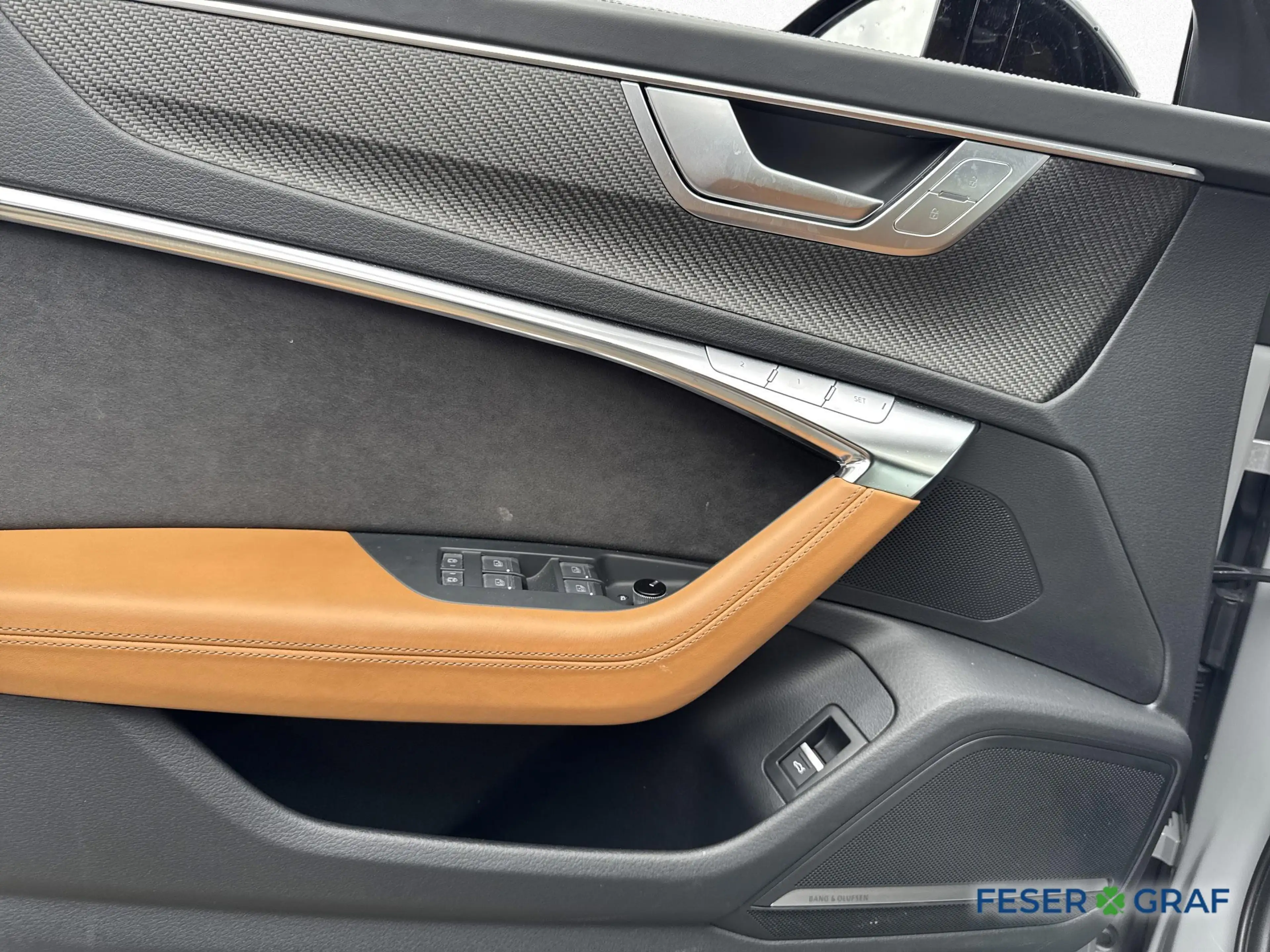 Audi RS6 Avant TFSI quattro KERAMIK AHK PANO 305km/h — photo 11