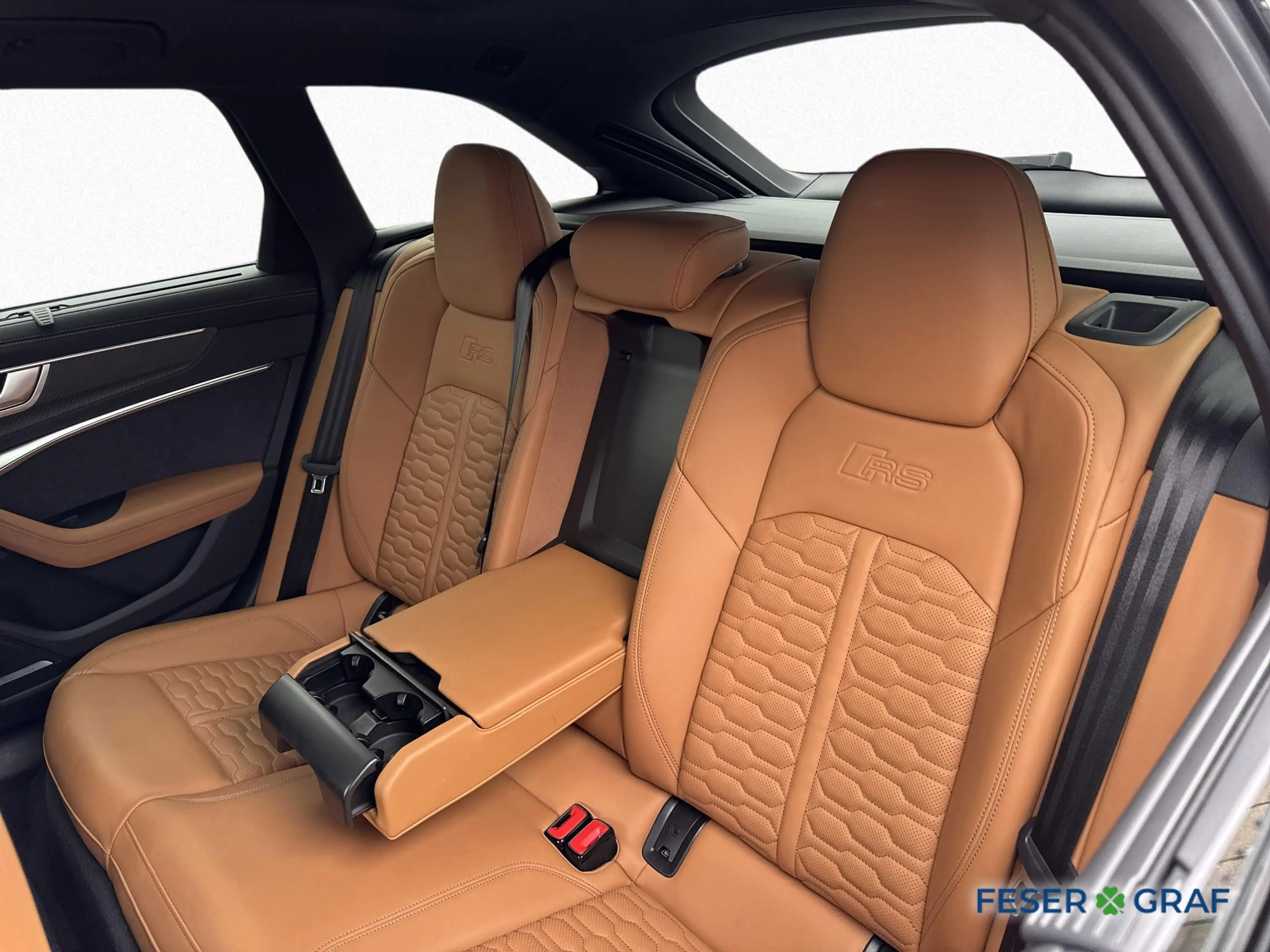 Audi RS6 Avant TFSI quattro KERAMIK AHK PANO 305km/h — photo 12