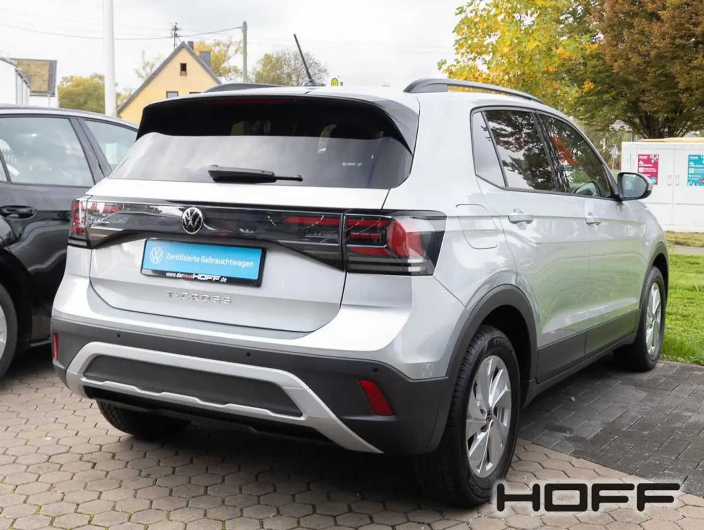 Volkswagen T-Cross 1.0 TSI Life Navi Klima LED Einparkhilfe Sitzheizu Silber - 2