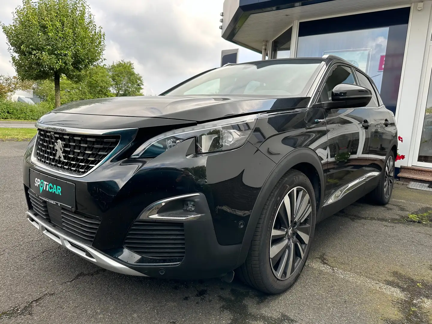 Peugeot 3008 Hybrid4 300 GT Schwarz - 1