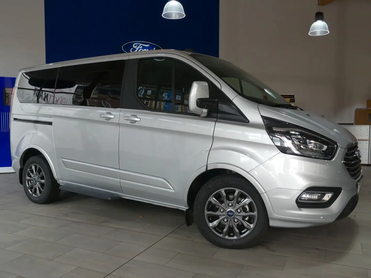 Ford Tourneo Custom Tit. X L1 Automatik,AHK,ACC,230V Argent - 2