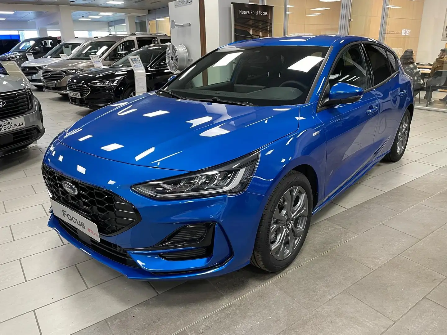 Ford Focus 1.0 ibrida/benzina  125cv.  5 porte ST-LINE ,NUOVA Blu/Azzurro - 1