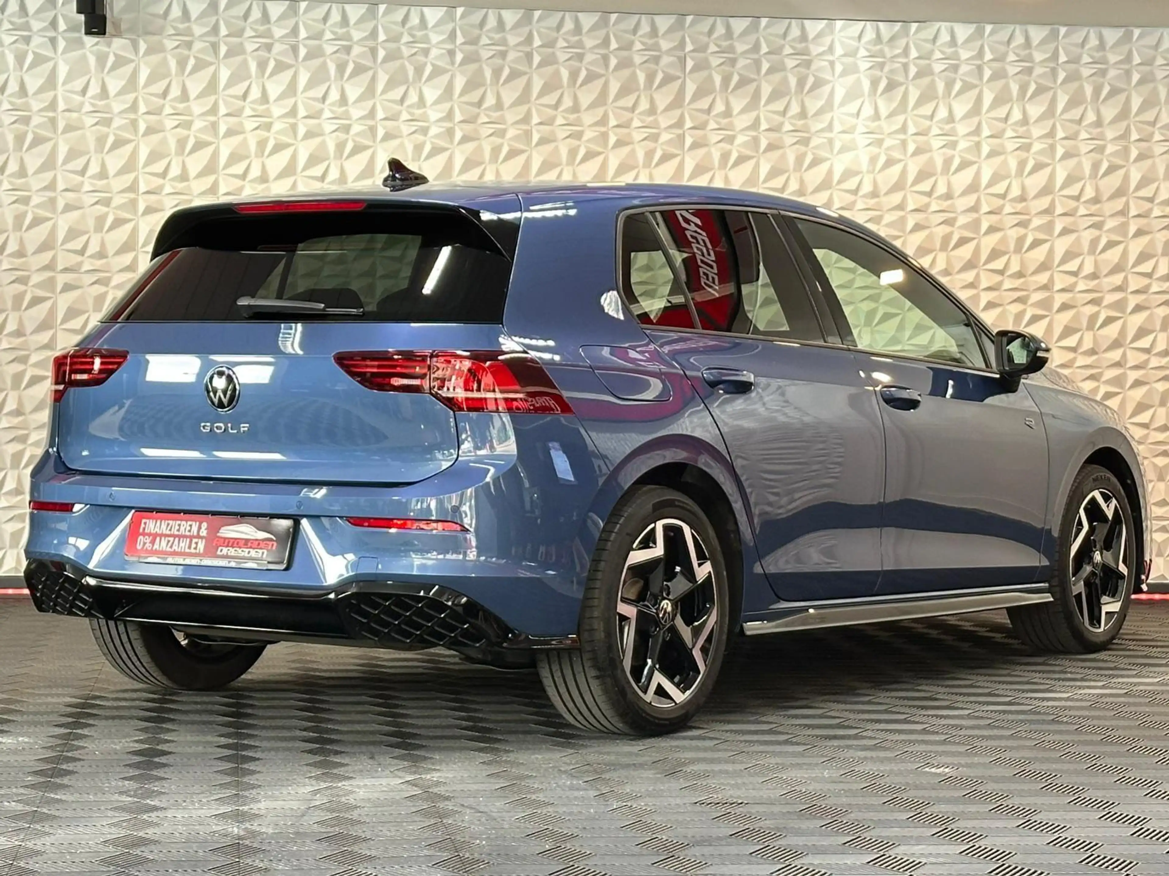 Volkswagen Golf 1.5TSI R LINE LED#SHZ#LH#ACC#VIRTUAL#KEYLES — photo 8