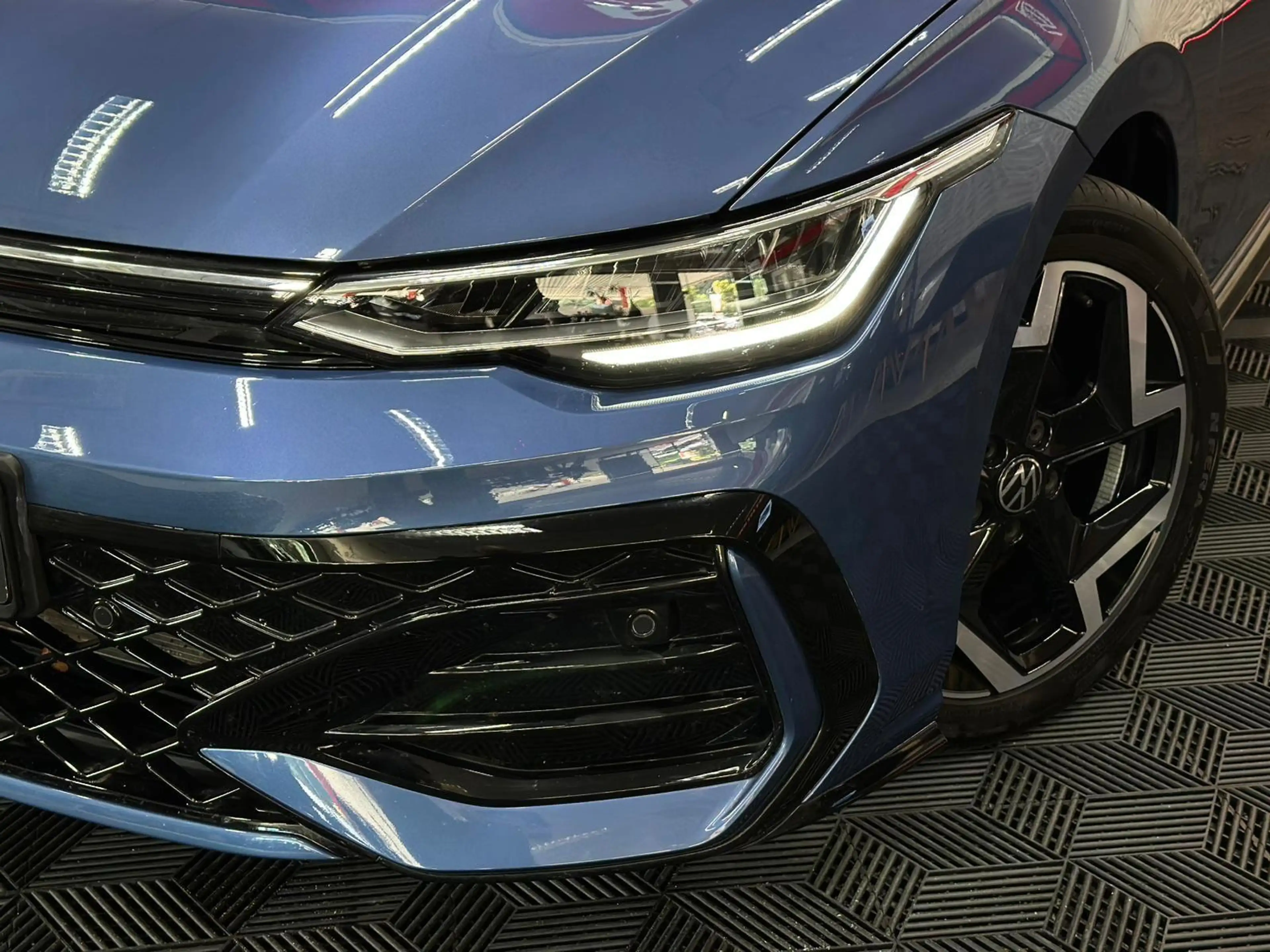 Volkswagen Golf 1.5TSI R LINE LED#SHZ#LH#ACC#VIRTUAL#KEYLES — photo 10