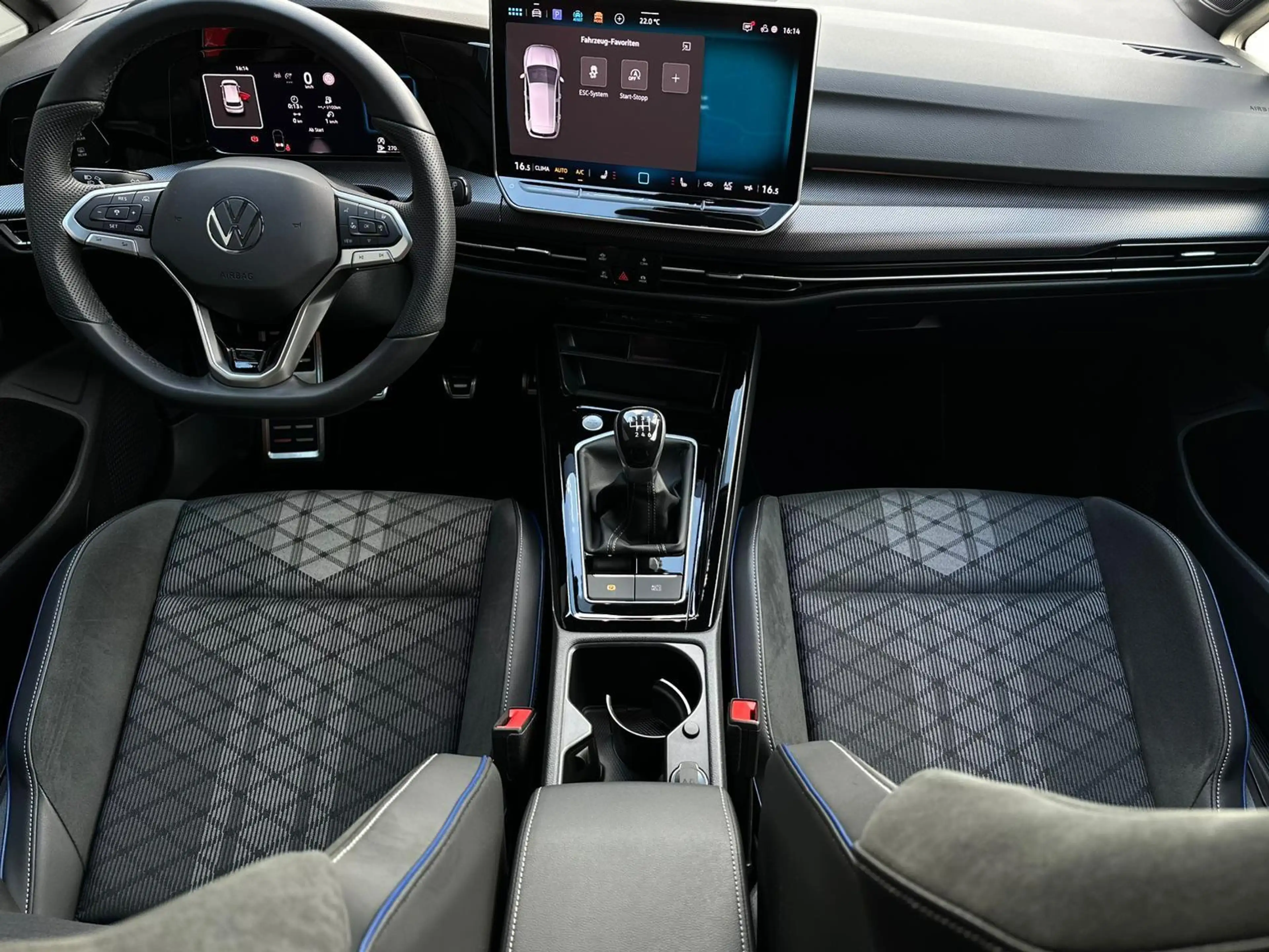 Volkswagen Golf 1.5TSI R LINE LED#SHZ#LH#ACC#VIRTUAL#KEYLES — photo 13