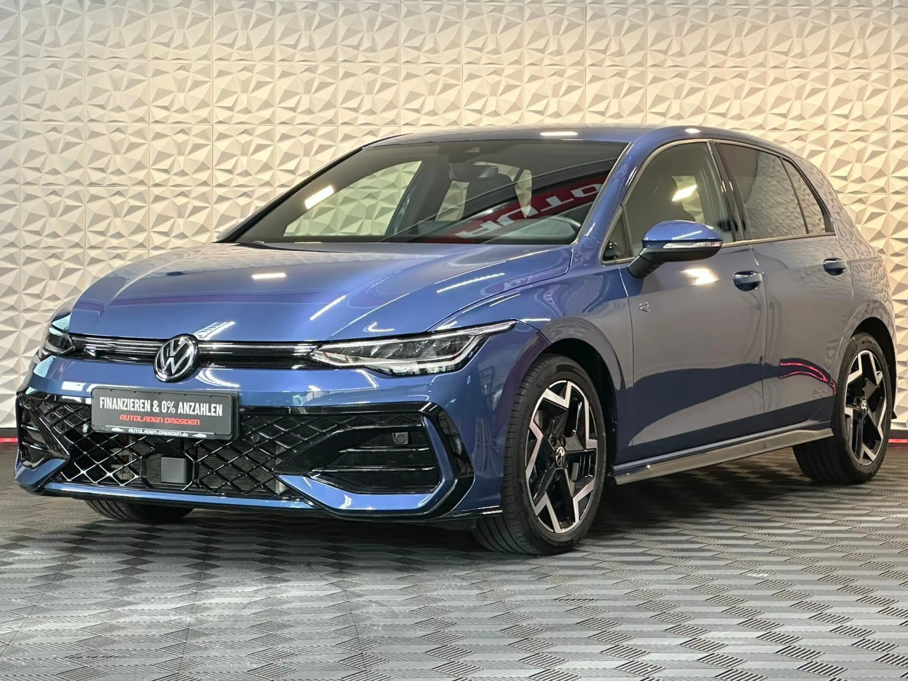 Volkswagen Golf 1.5TSI R LINE LED#SHZ#LH#ACC#VIRTUAL#KEYLES — photo 4