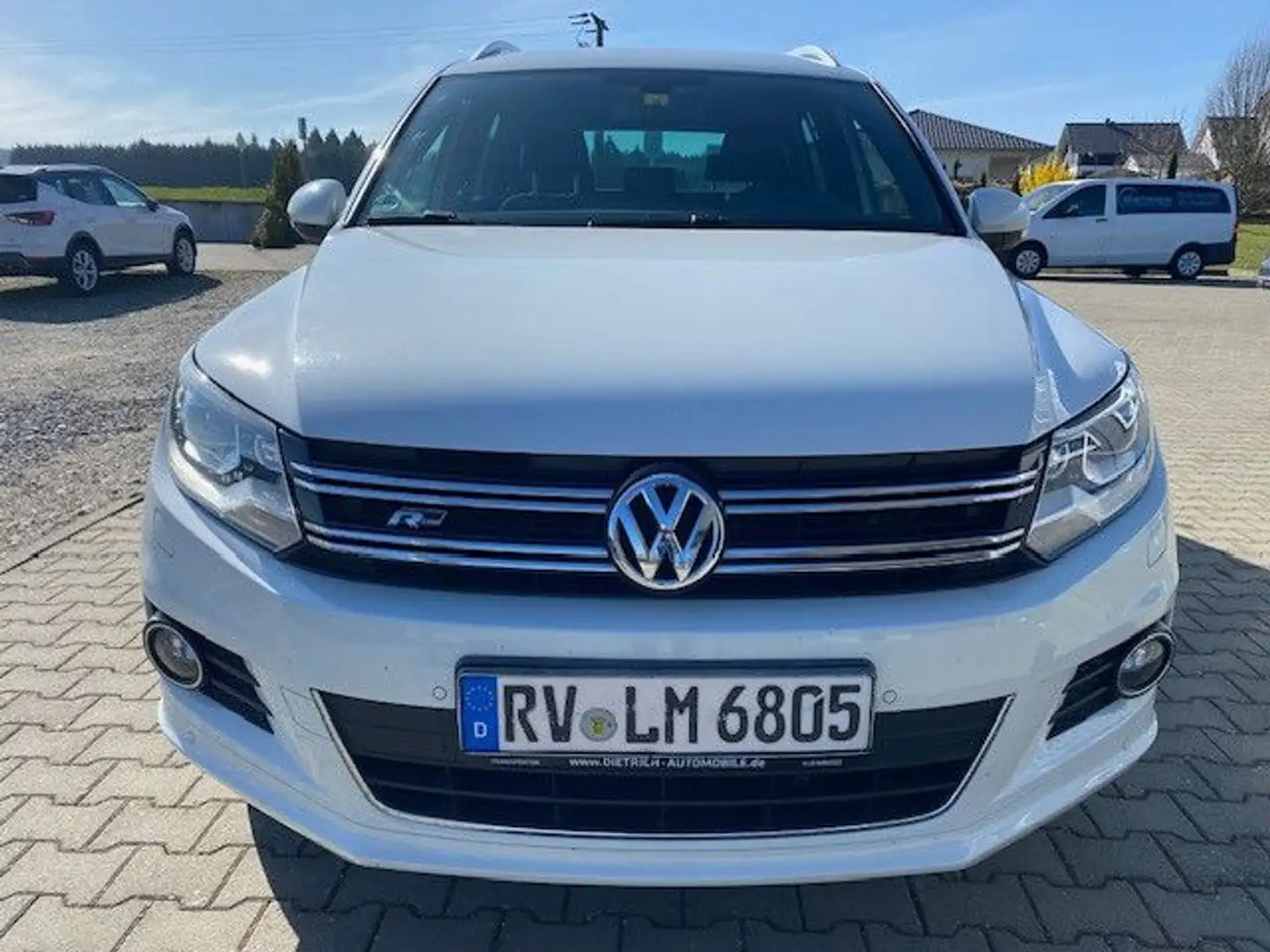 Volkswagen Tiguan 2,0 TDi R -Line 4 MATIC AHK SHZ NAVi ALU Weiß - 2