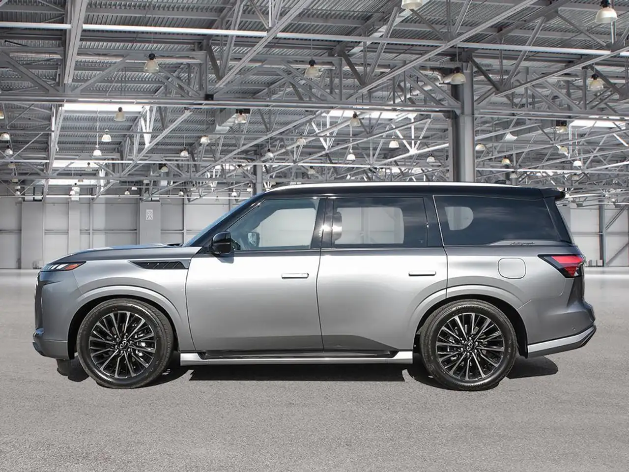 Infiniti QX80 снимка Infiniti QX80