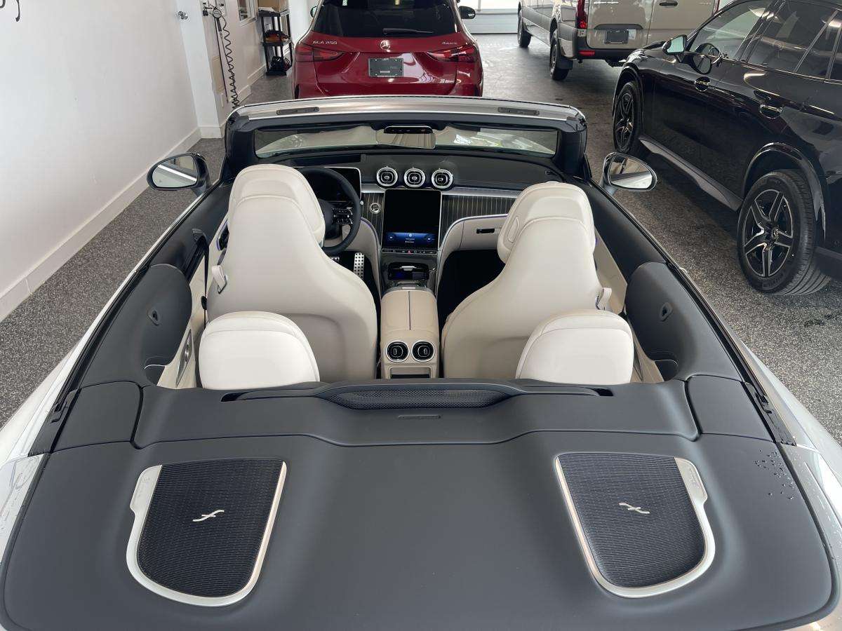 2027 Mercedes-Benz CLE CLE 300 cabriolet 4MATIC — снимка 1