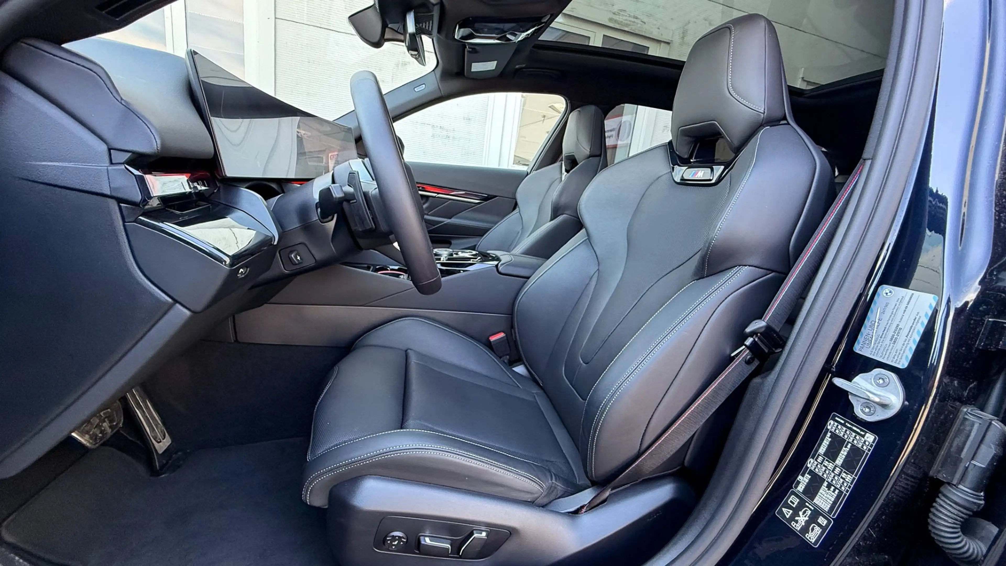 BMW 540 d xDrive M-Sportpaket — photo 12