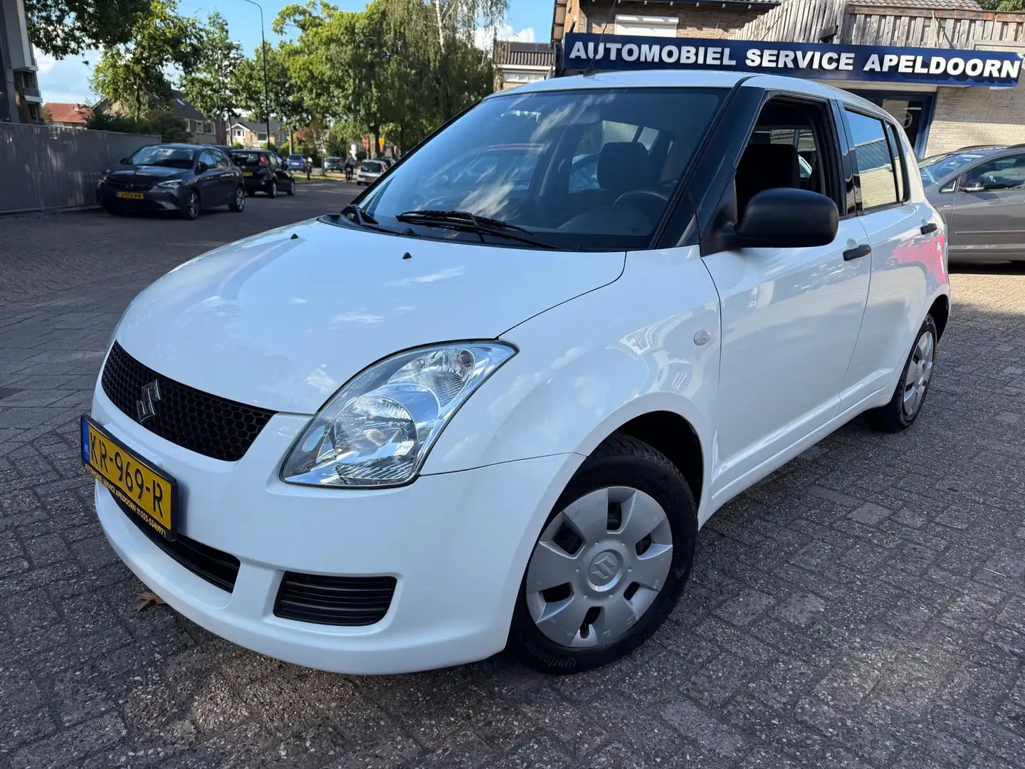 Suzuki Swift 1.3 Base * NW. APK*5DEURS*STUURBEKR.*NETTO AUTO* Blanc - 1