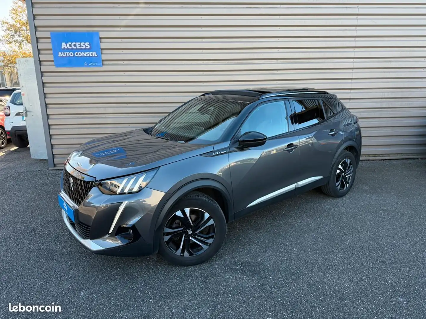 Peugeot 2008 GT Line 130cv ESSENCE, Dossier entretien, GARANTIE Gris - 1