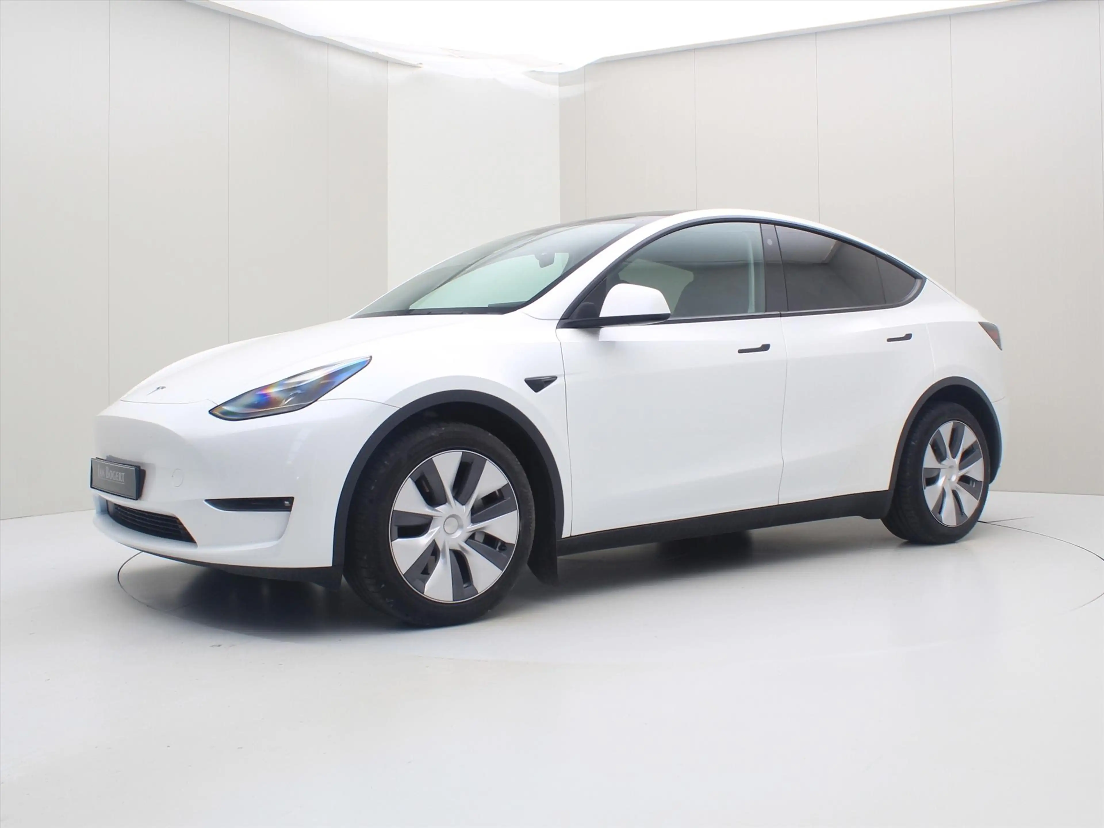 Tesla Model Y Long Range AWD 75kWh 351pk 95% SoH [ TREKHAAK+AMD — photo 7
