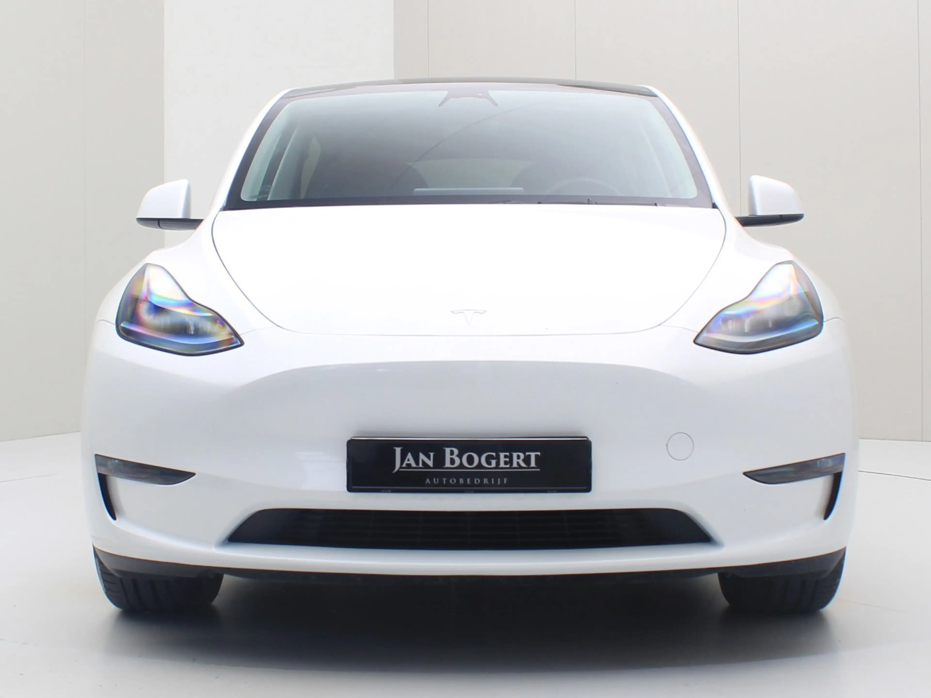 Tesla Model Y Long Range AWD 75kWh 351pk 95% SoH [ TREKHAAK+AMD — photo 5