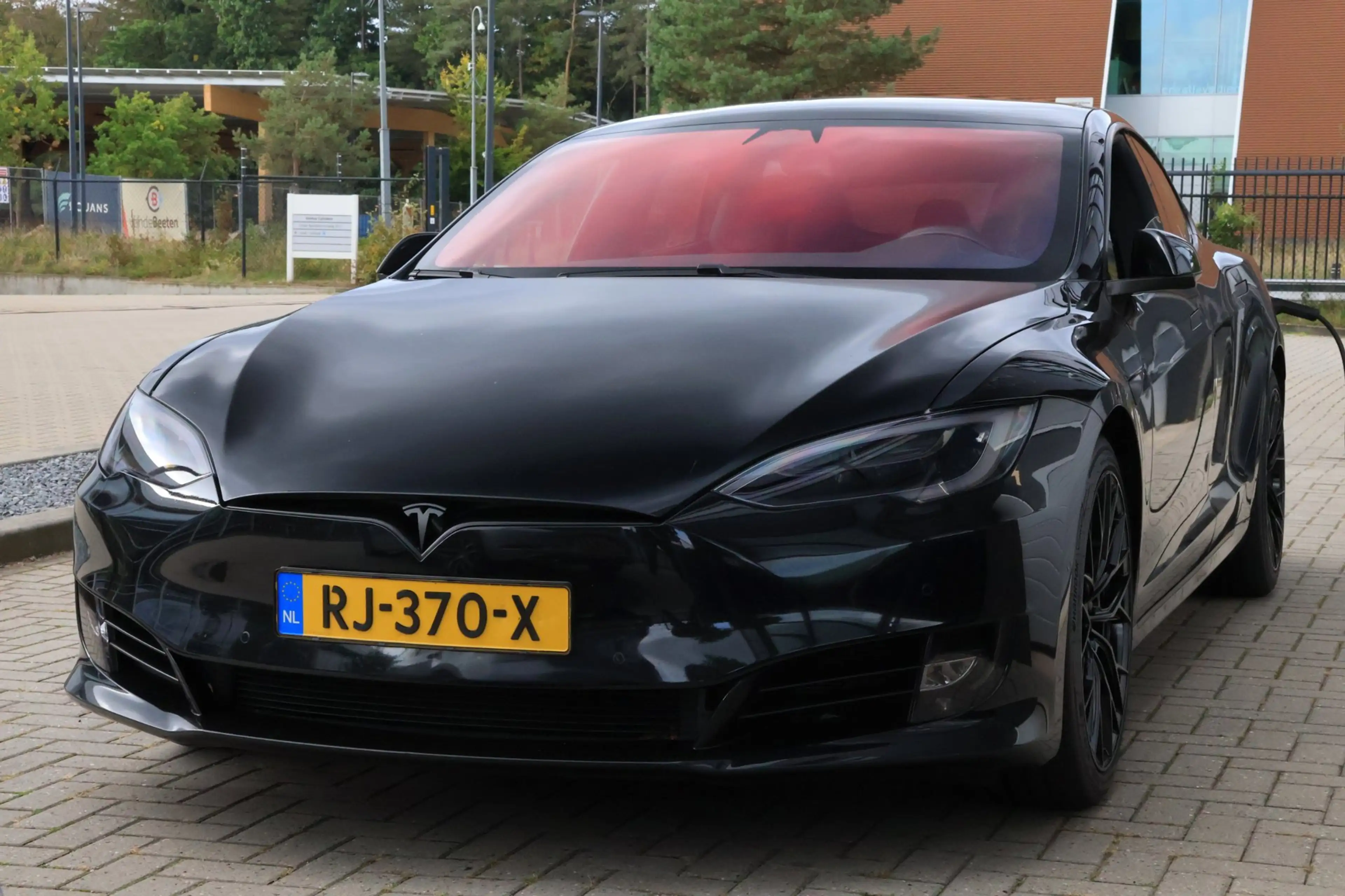 Tesla Model S 75D|Ultra black!|FSD |92% SOC| Luchtvering!|CCS UP — photo 12
