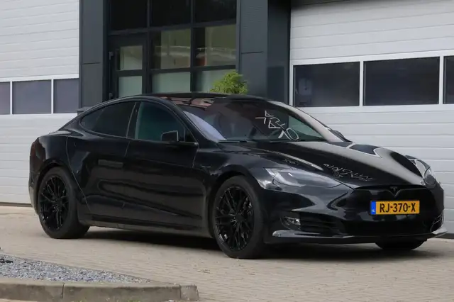 Tesla Model S 75D|ULTRA BLACK|PANORAMA|86% SOH
