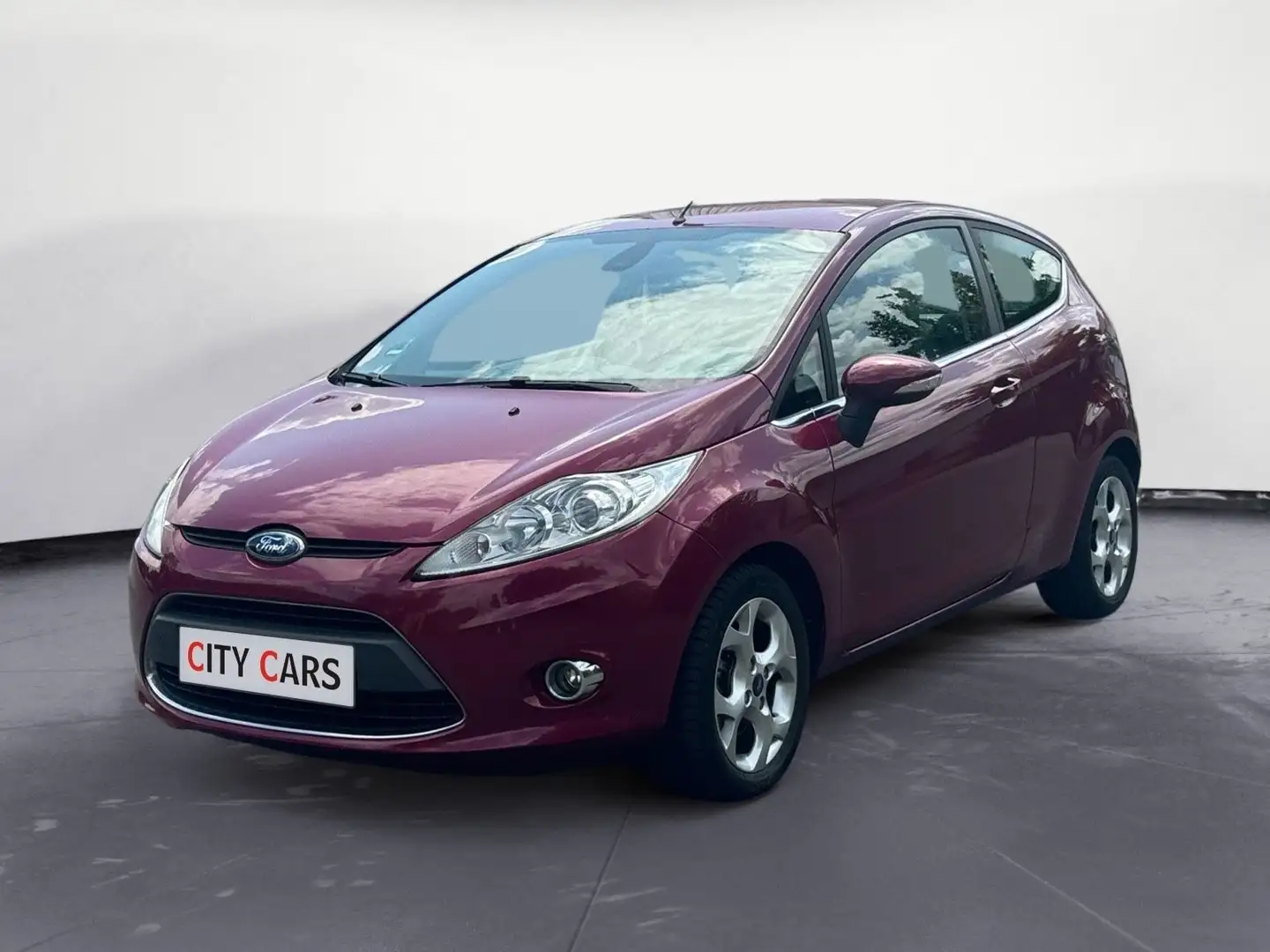 Ford Fiesta 1.25 Titanium Violett - 1