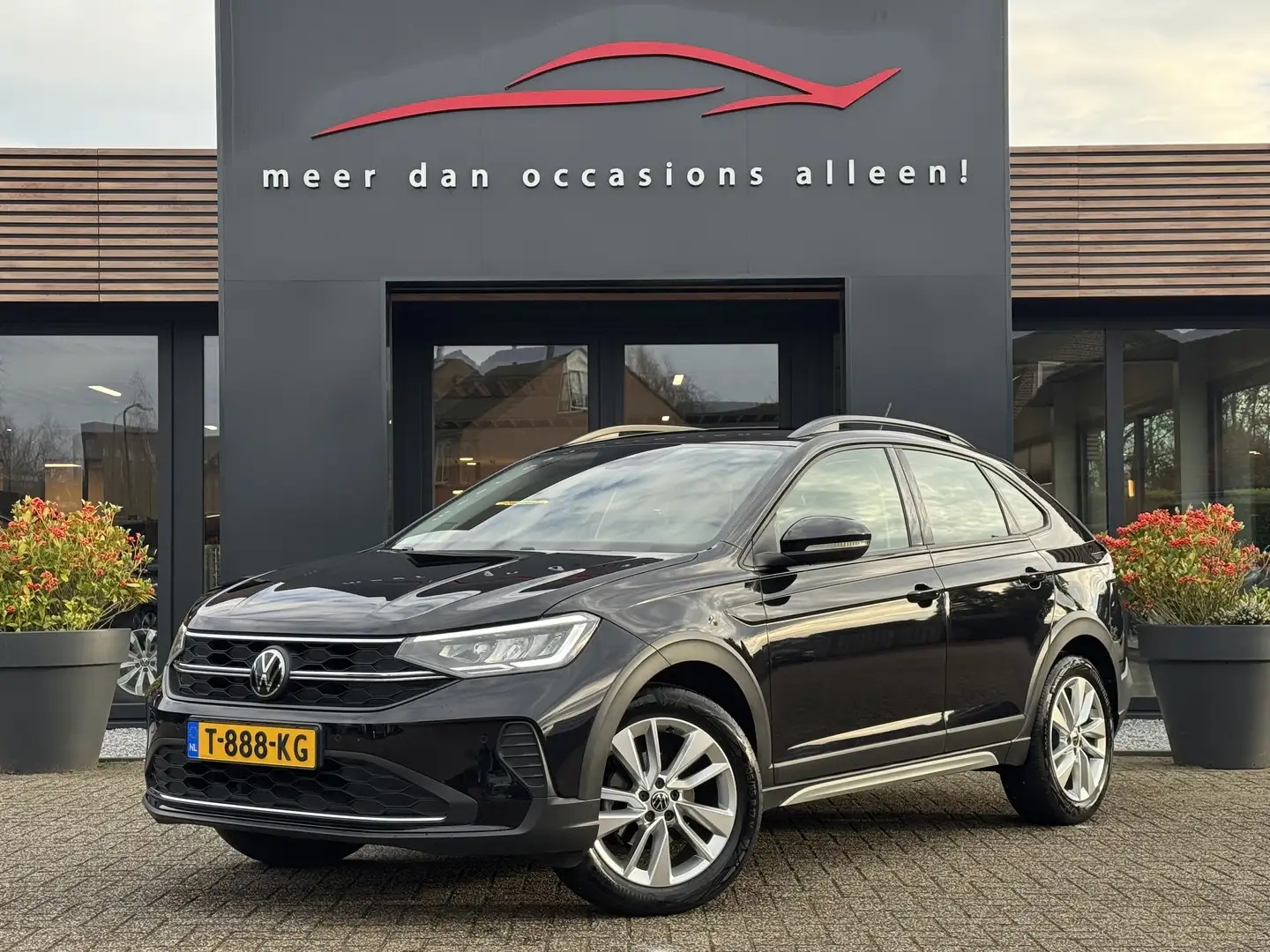 Volkswagen Taigo Taigo 1.0 TSI 110pk Life Business Schwarz - 1