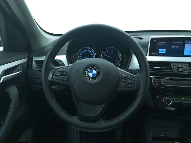 BMW X1 view 11