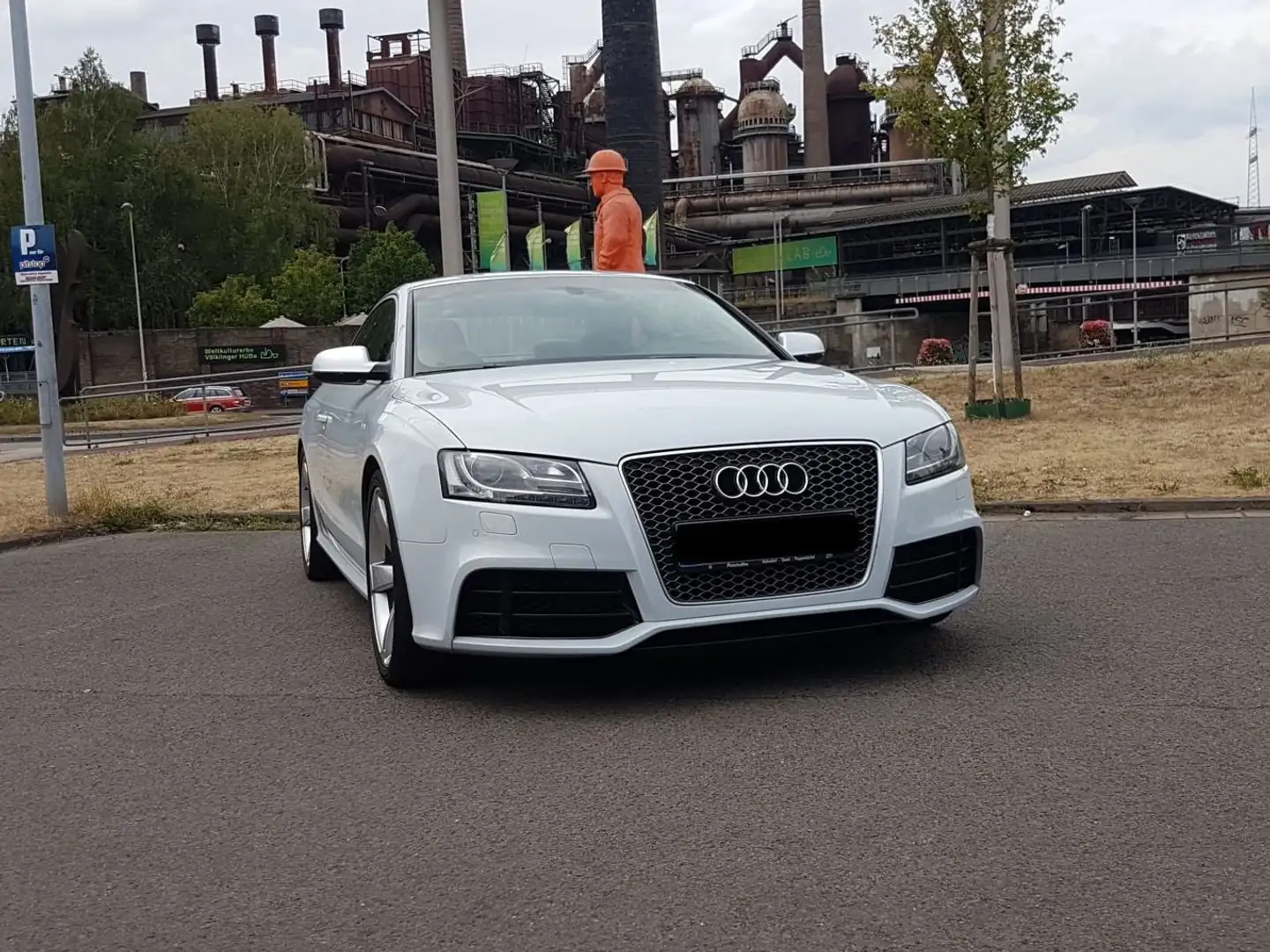 Audi RS5 RS5 S tronic siva - 2