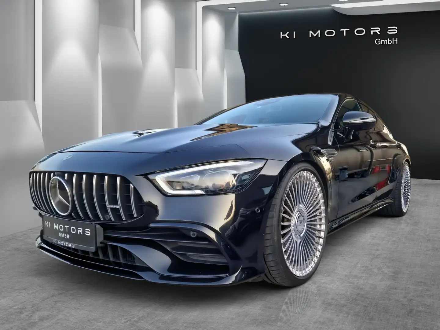 Mercedes-Benz AMG GT 43 4Matic+ Schwarz - 2