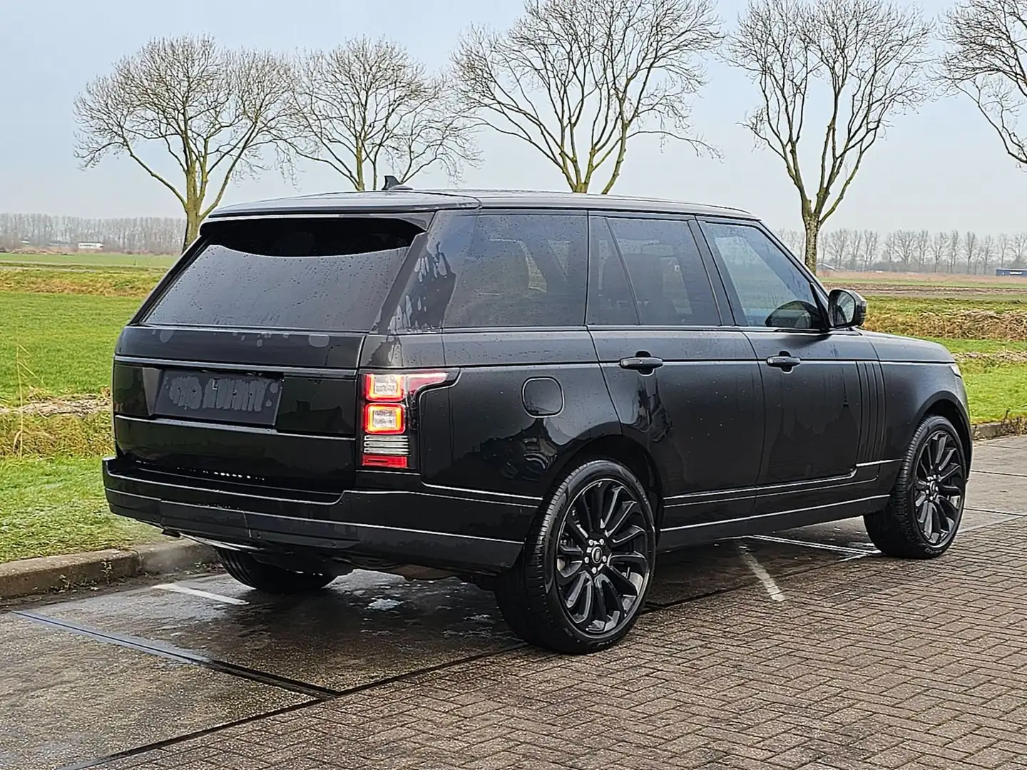 Land Rover Range Rover Range Rover V8 Supercharged Autobiography crna - 2