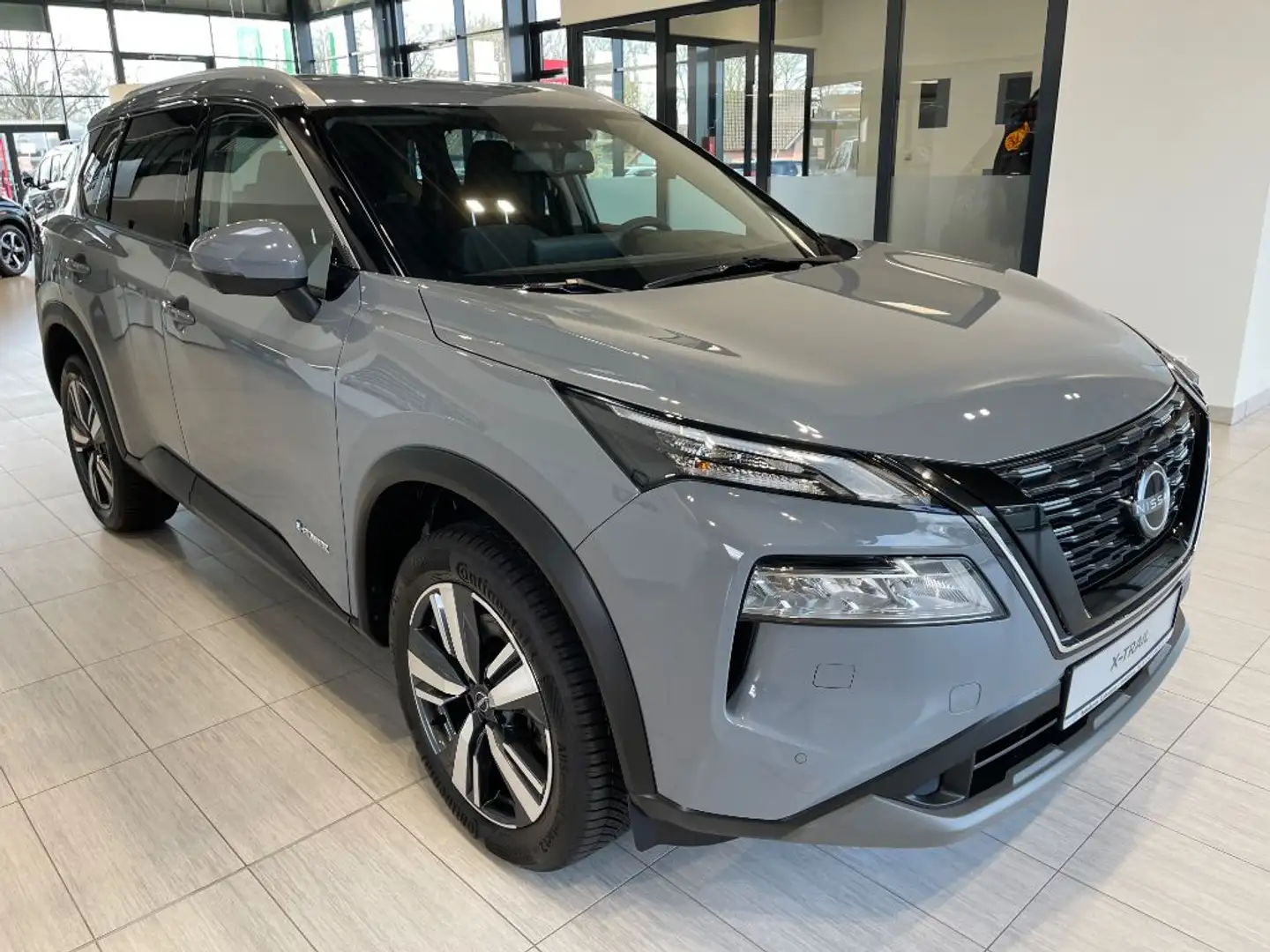 Nissan X-Trail 1.5 VC-T e-POWER N-Connecta LED HUD AHK Grau - 2