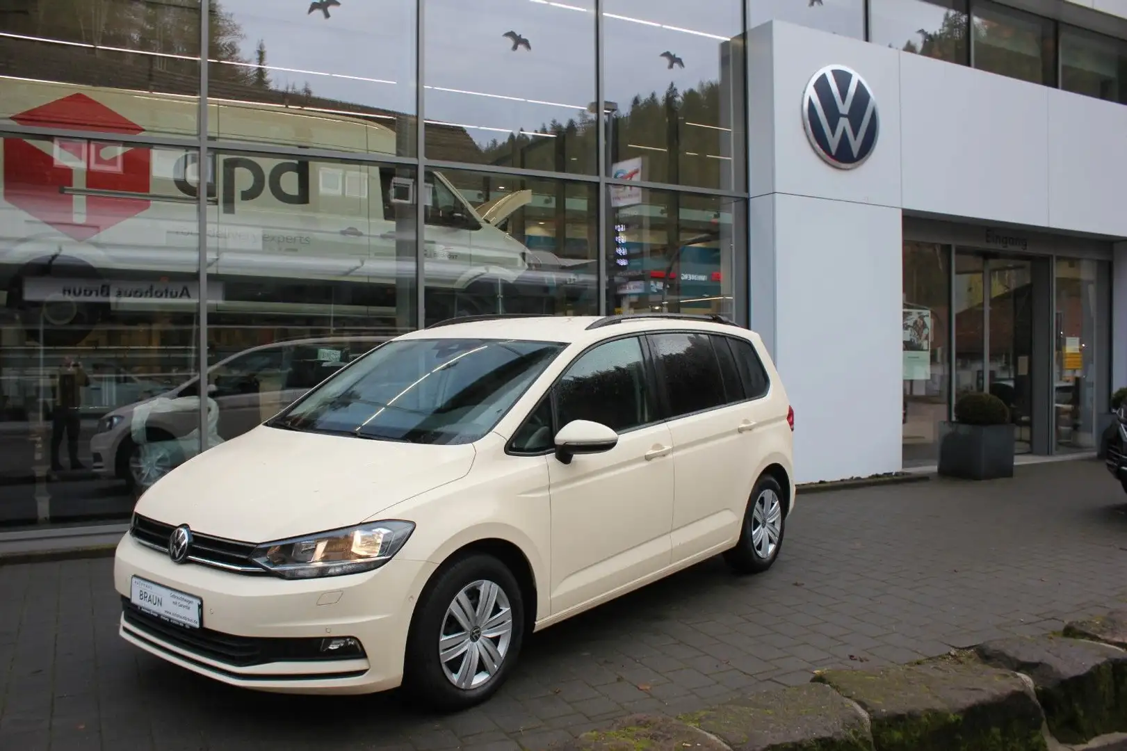 Volkswagen Touran 2.0 TDI DSG Taxi Navi,Leder,7 Sitzer,GRA Beige - 1