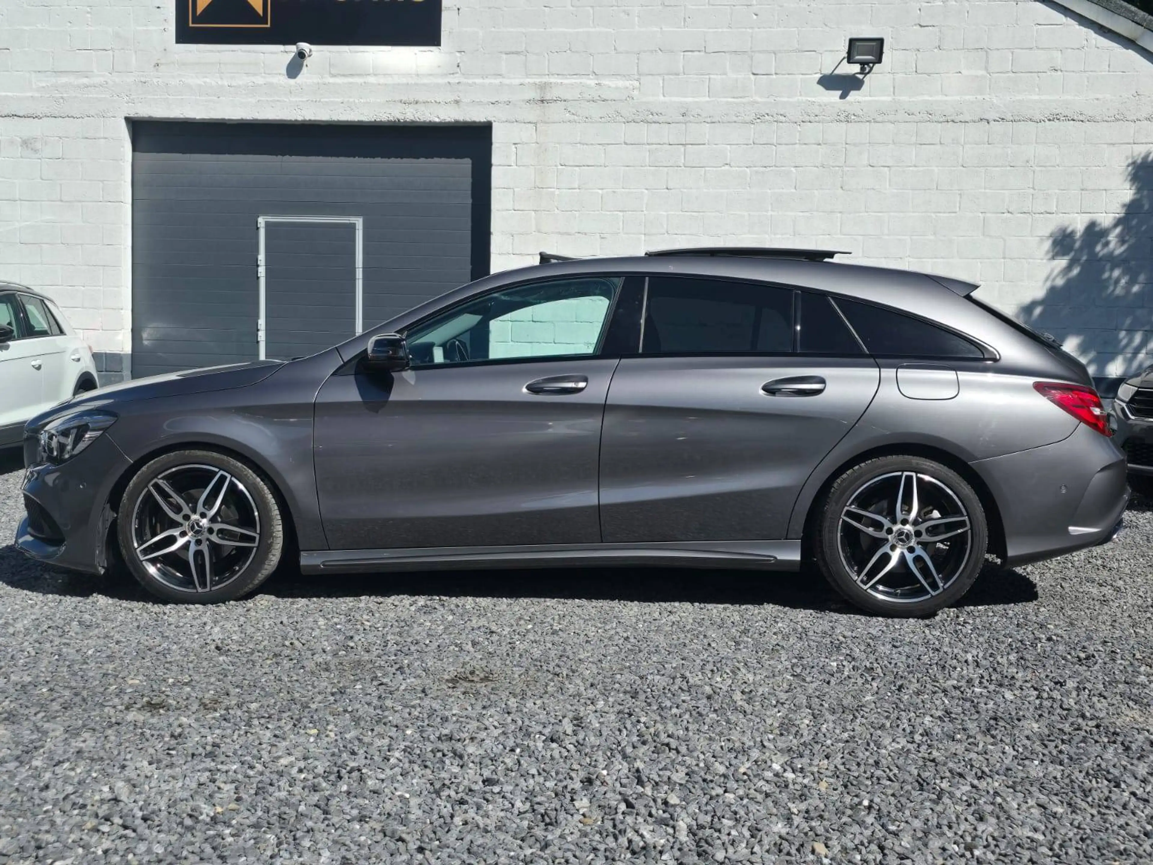 Mercedes-Benz CLA 200 AMG * PANORAMIQUE * 98000KM ** — photo 6