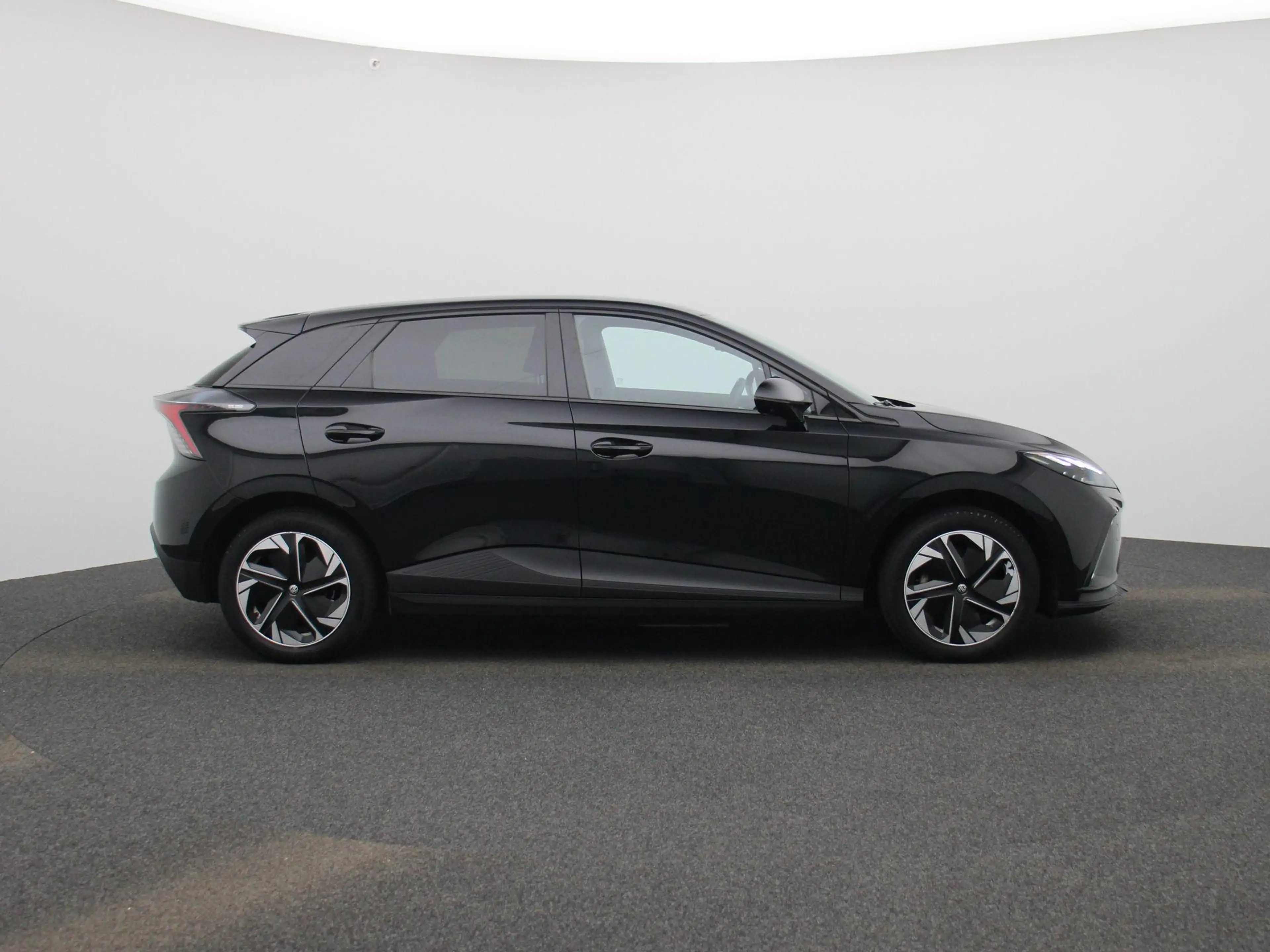 MG MG4 Long Range Luxury 64 kWh | Navi | Camera | Led Kop — photo 6