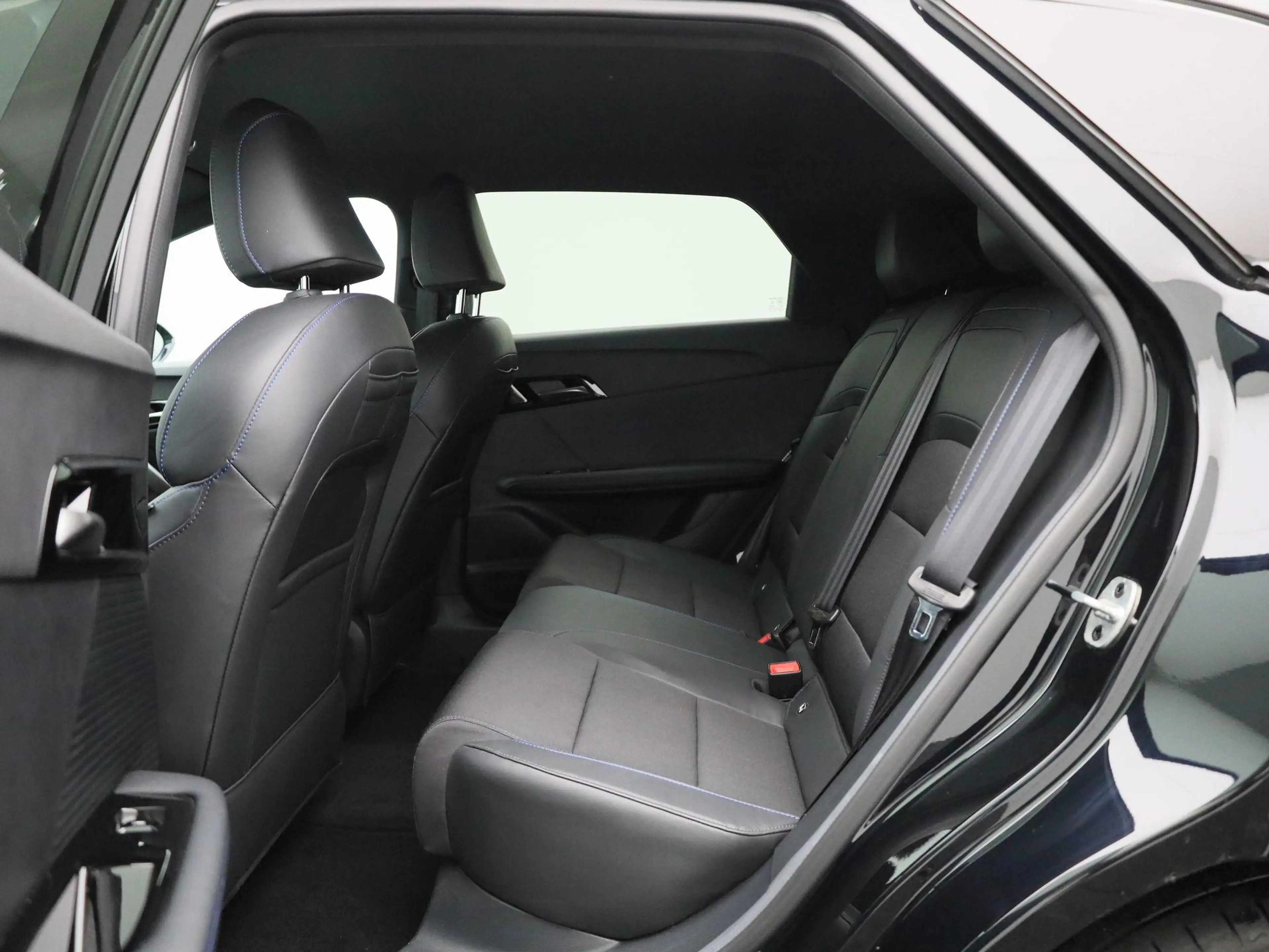 MG MG4 Long Range Luxury 64 kWh | Navi | Camera | Led Kop — photo 12