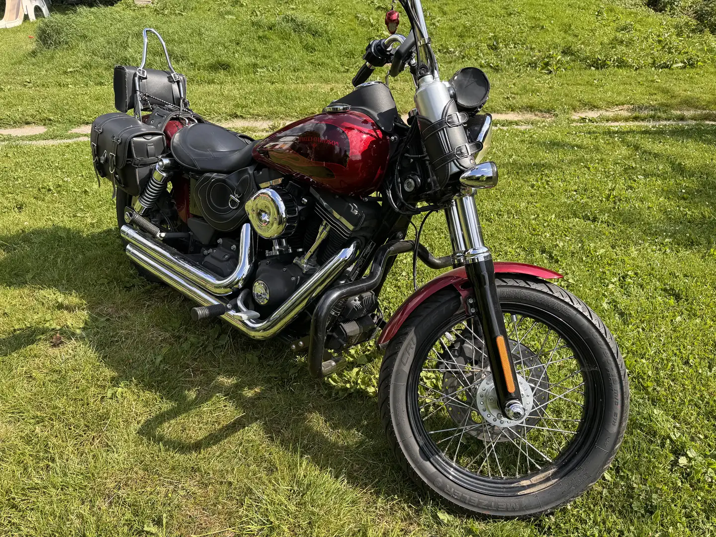 Harley-Davidson Dyna Street Bob - 2