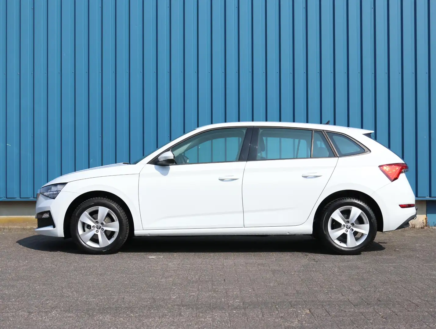 Skoda Scala 116pk TSI Ambition | 1ste eigenaar | Climate | Tre Wit - 2