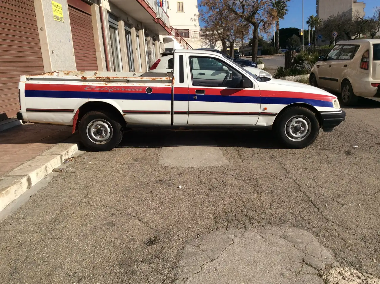 Ford F 100 Pick Up, foto 4