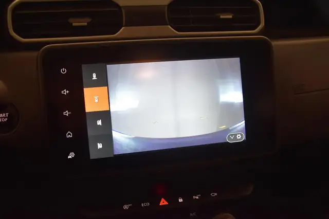 Dacia Duster view 8