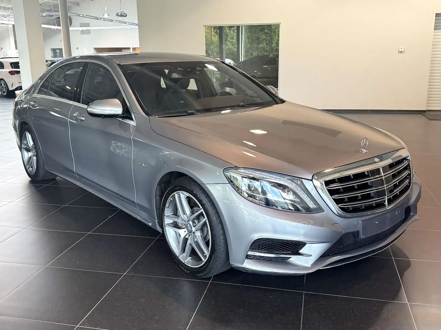 Mercedes-Benz S 600 Amg Active Body Control, Distronic, FULL Gris - 2
