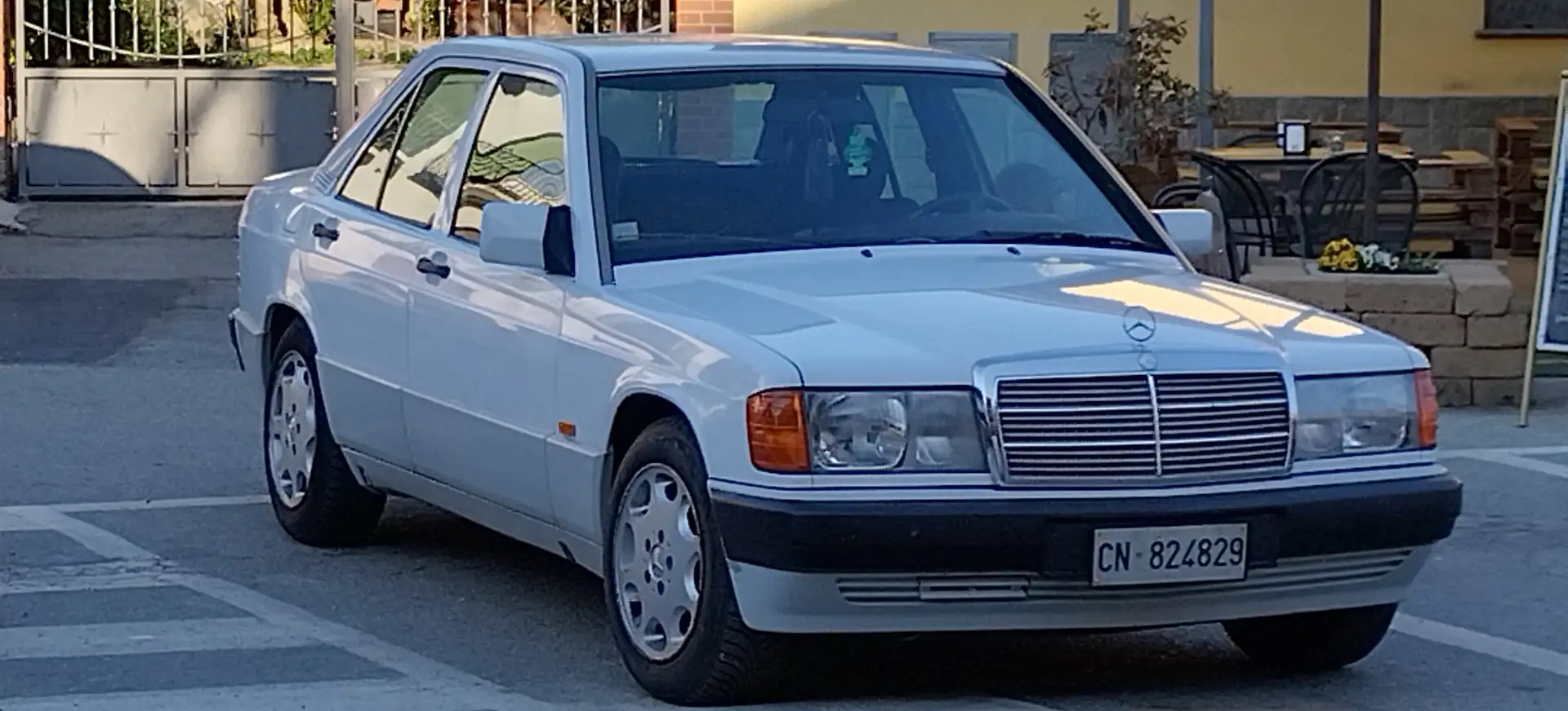 Mercedes-Benz 190 190e Bianco - 1