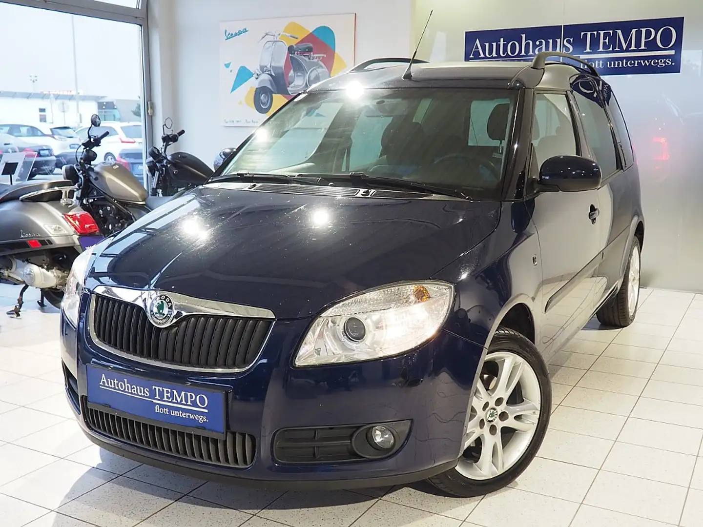 Skoda Roomster Free 1,4 Blau - 1
