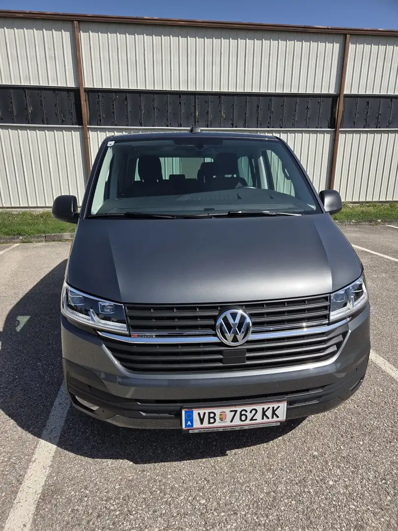 Volkswagen T6.1 Multivan Trendline - 2